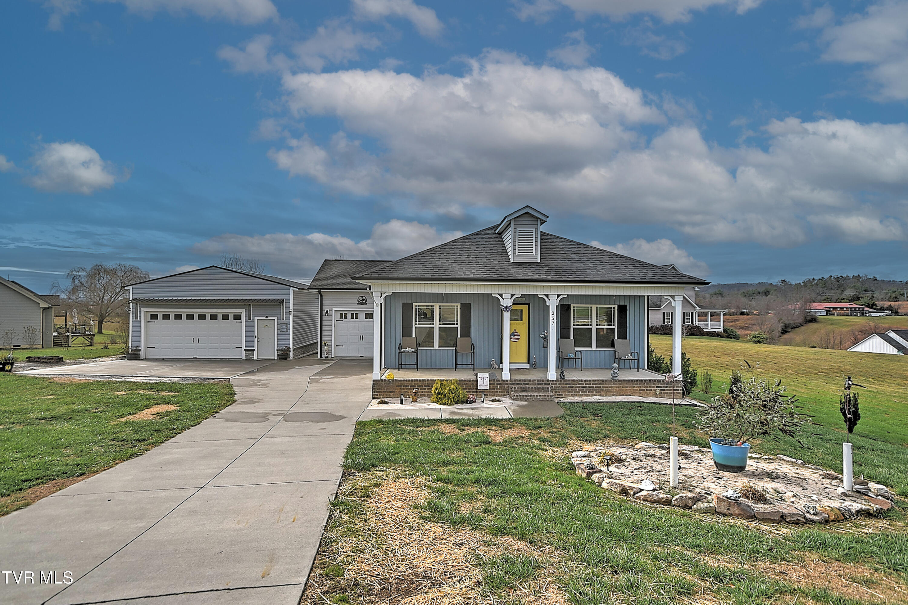 257 Lake View Estates Drive