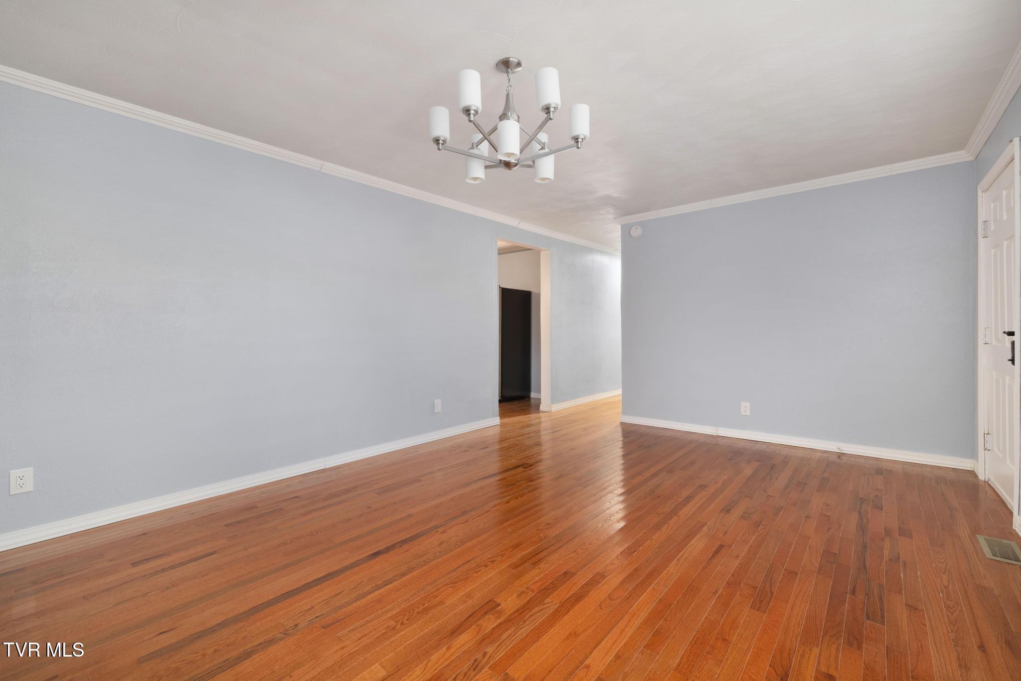118 Hilbert Circle