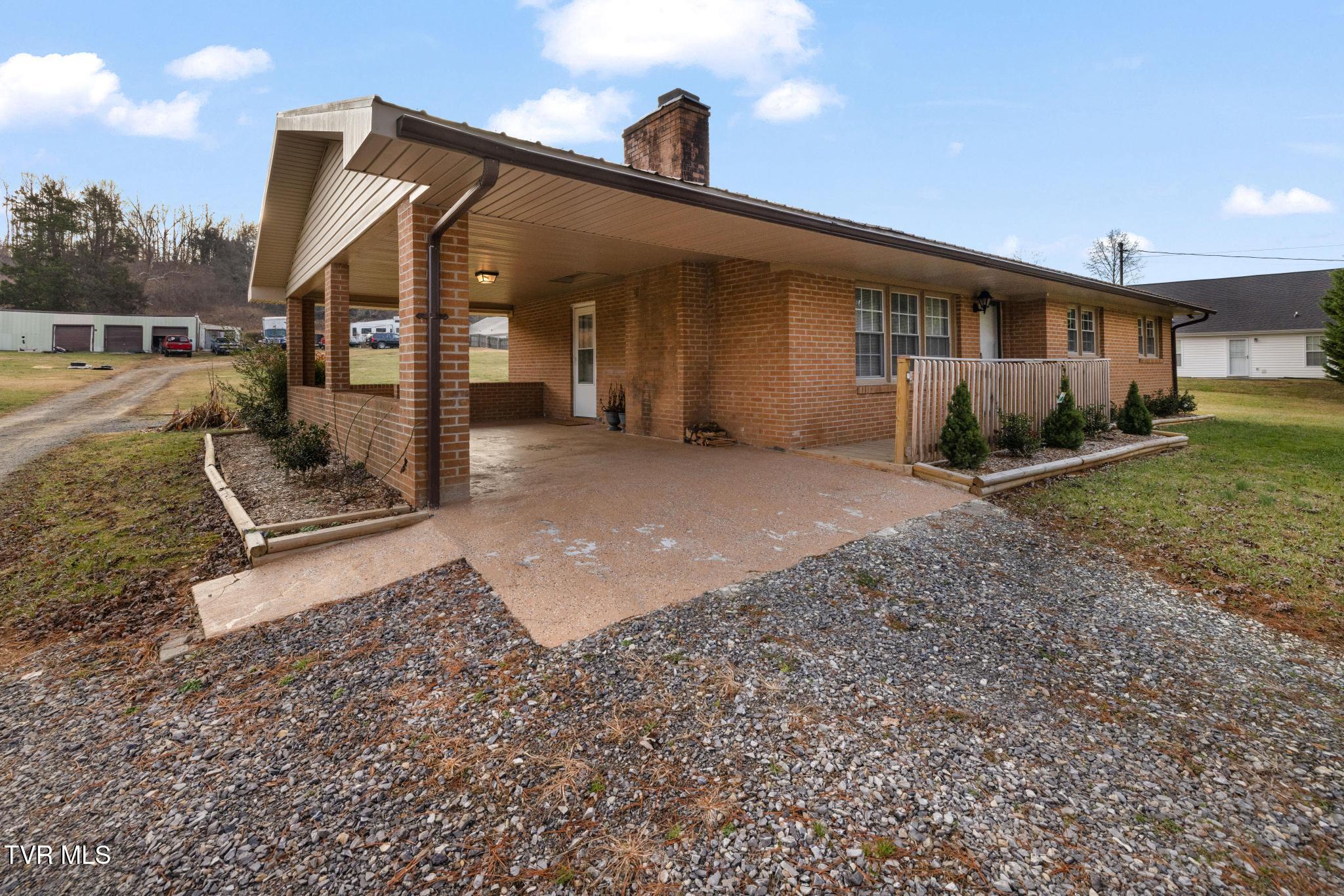 118 Hilbert Circle
