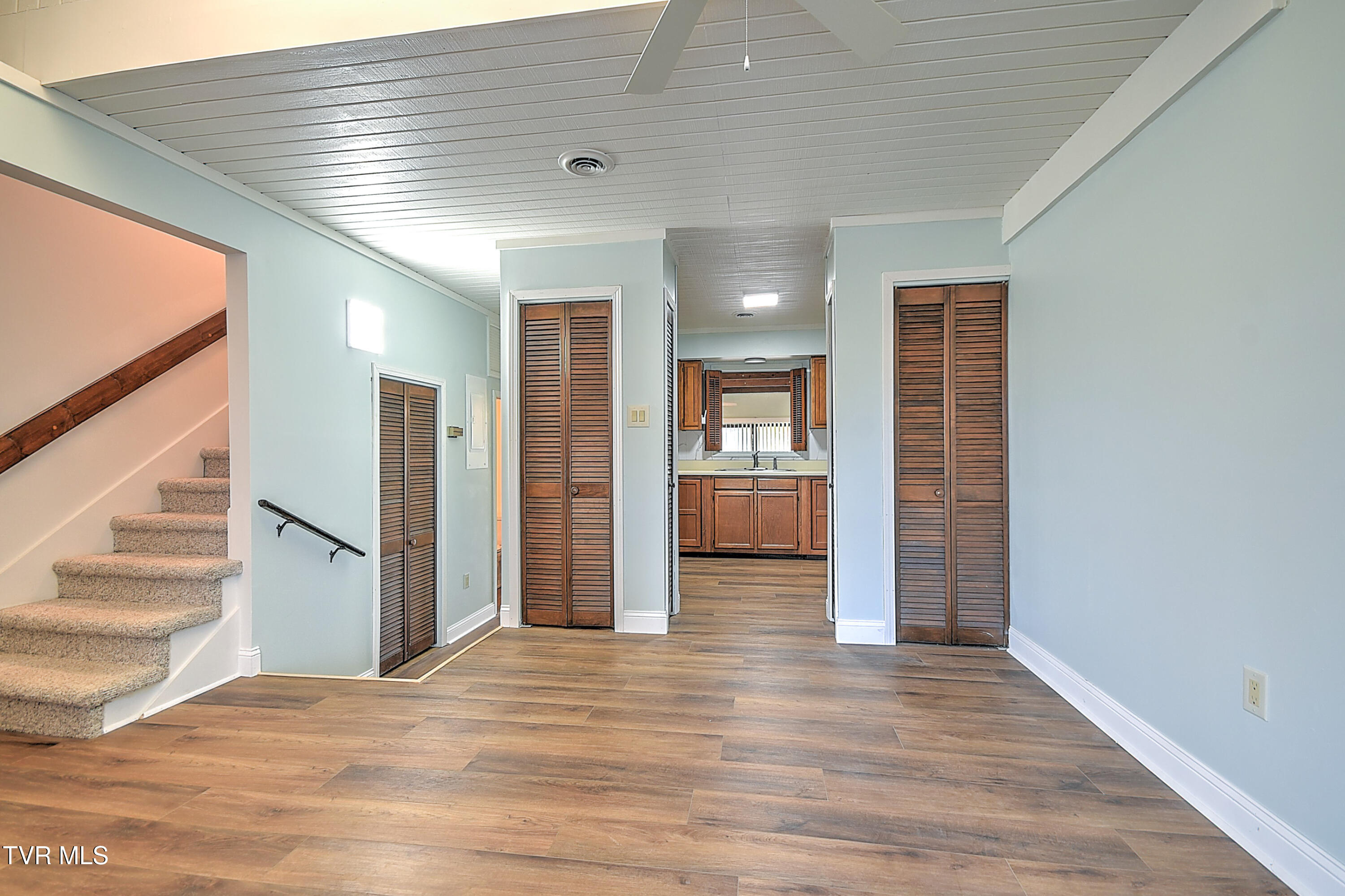 2420 Volunteer Parkway Apt 1a