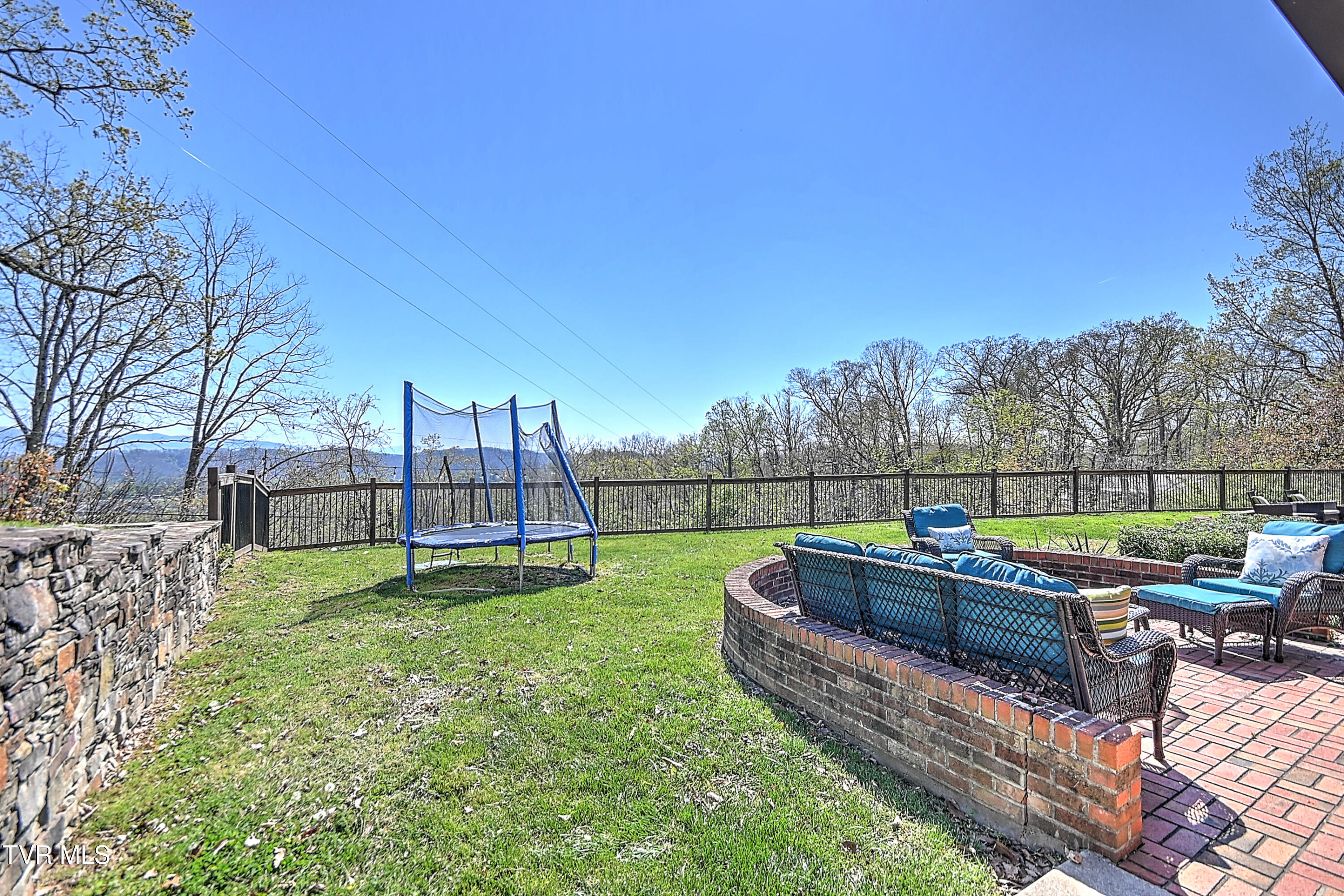 117 Skyline Drive