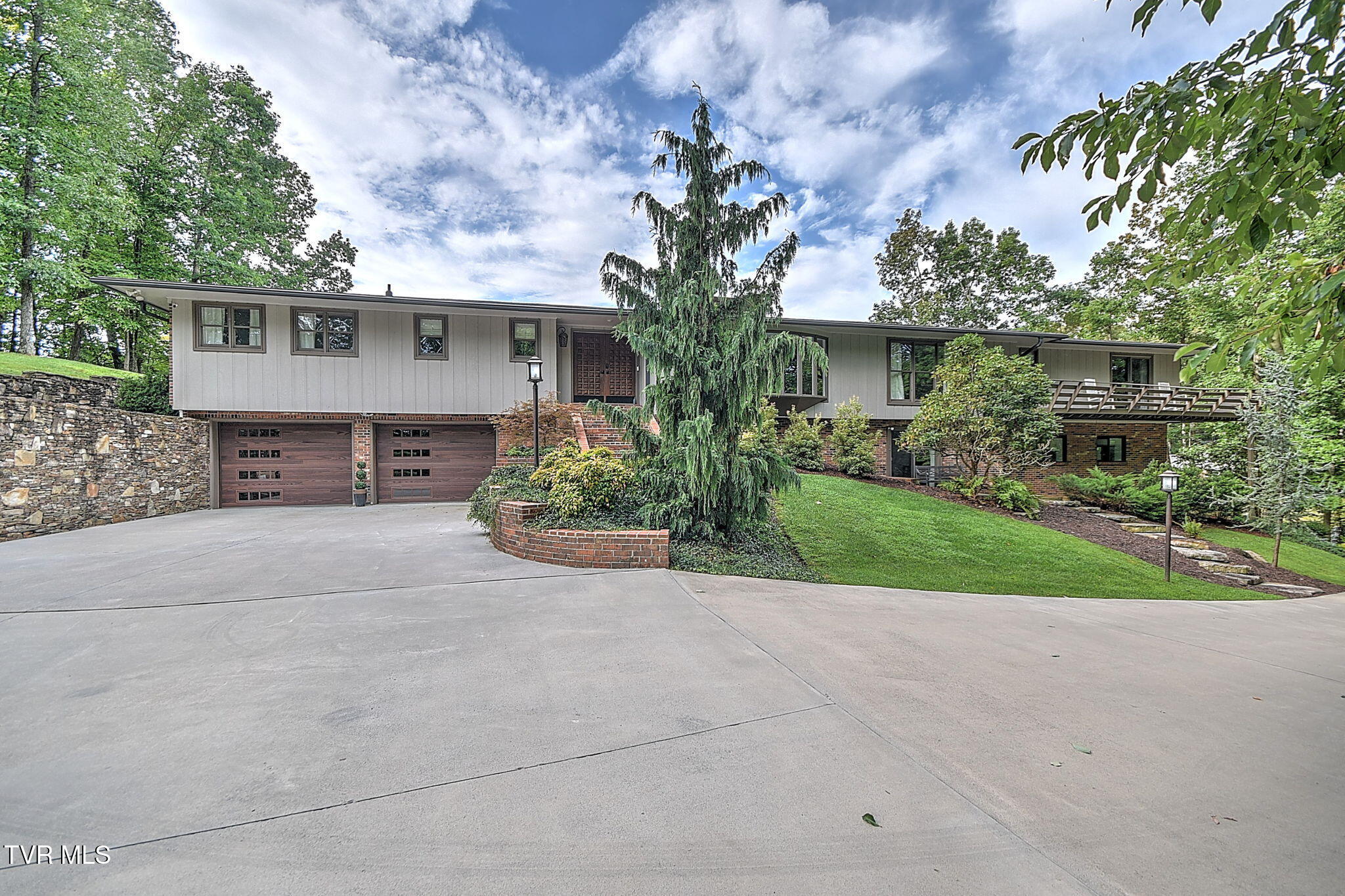 117 Skyline Drive