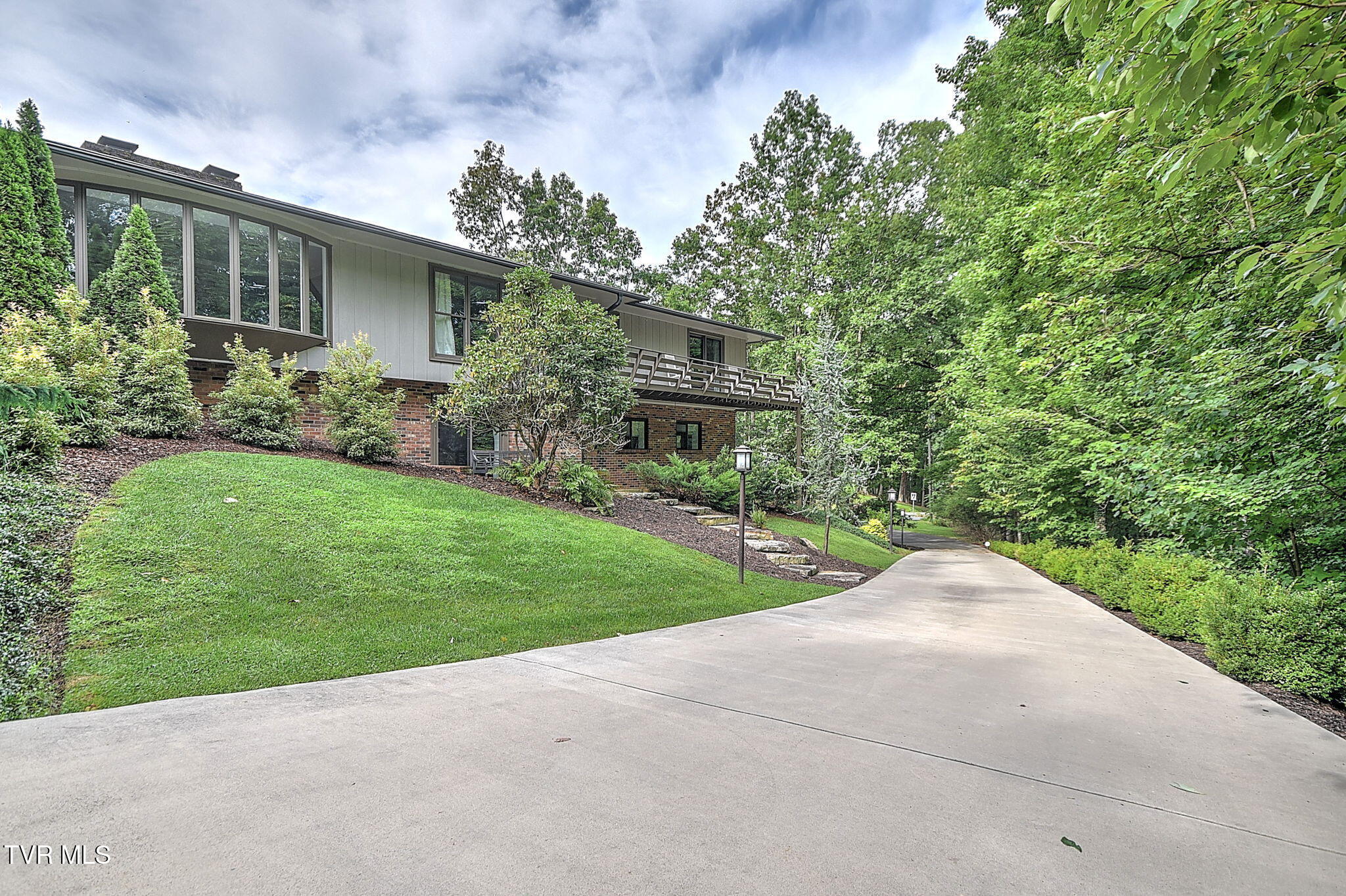 117 Skyline Drive