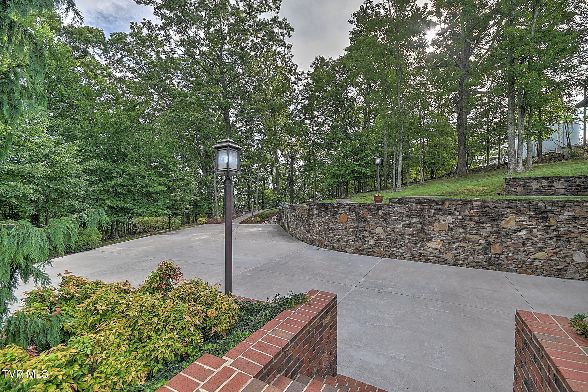 117 Skyline Drive