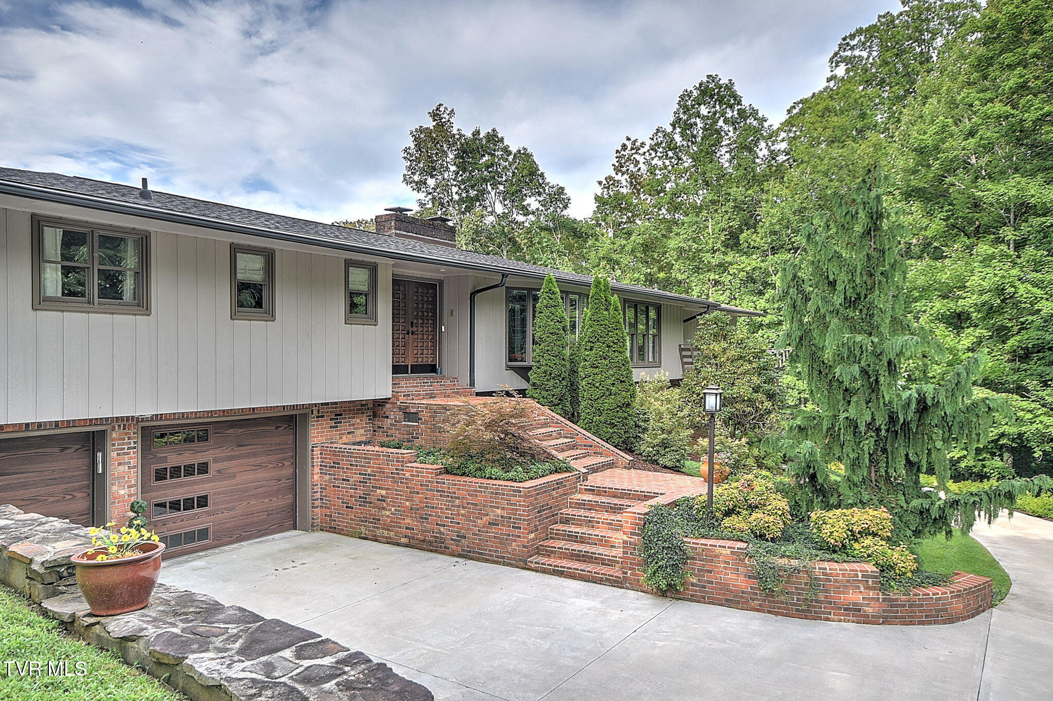117 Skyline Drive