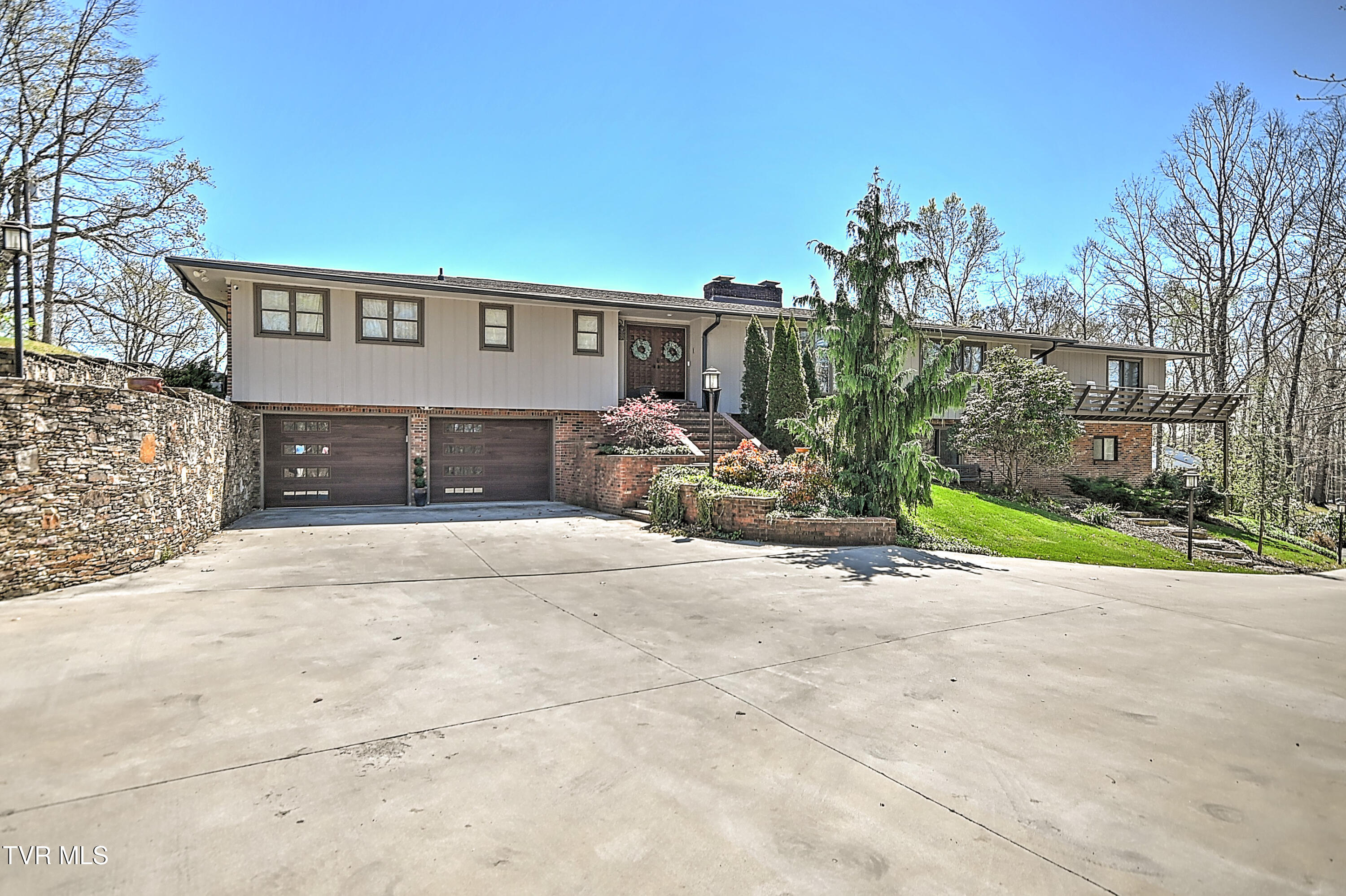 117 Skyline Drive