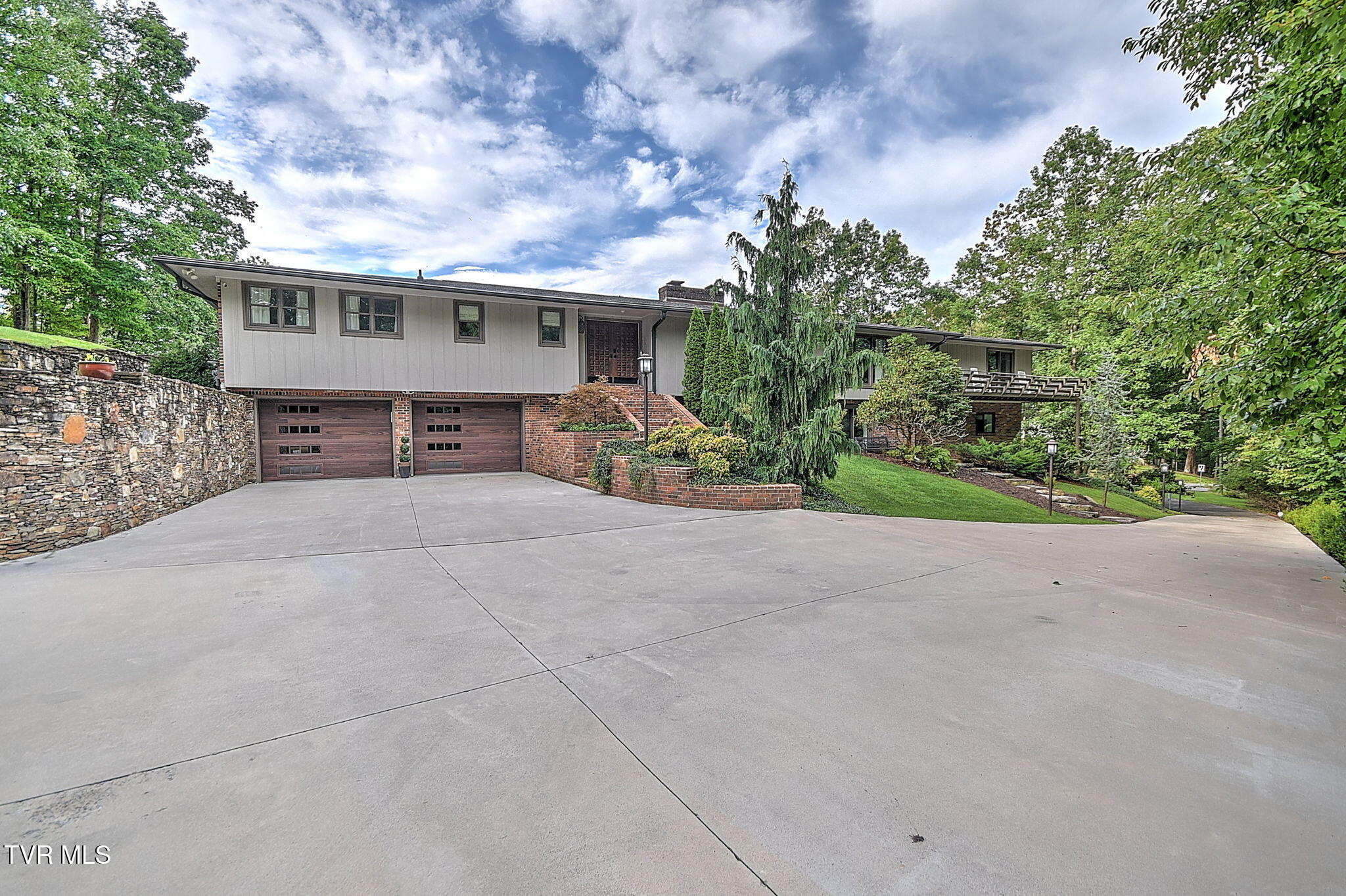 117 Skyline Drive