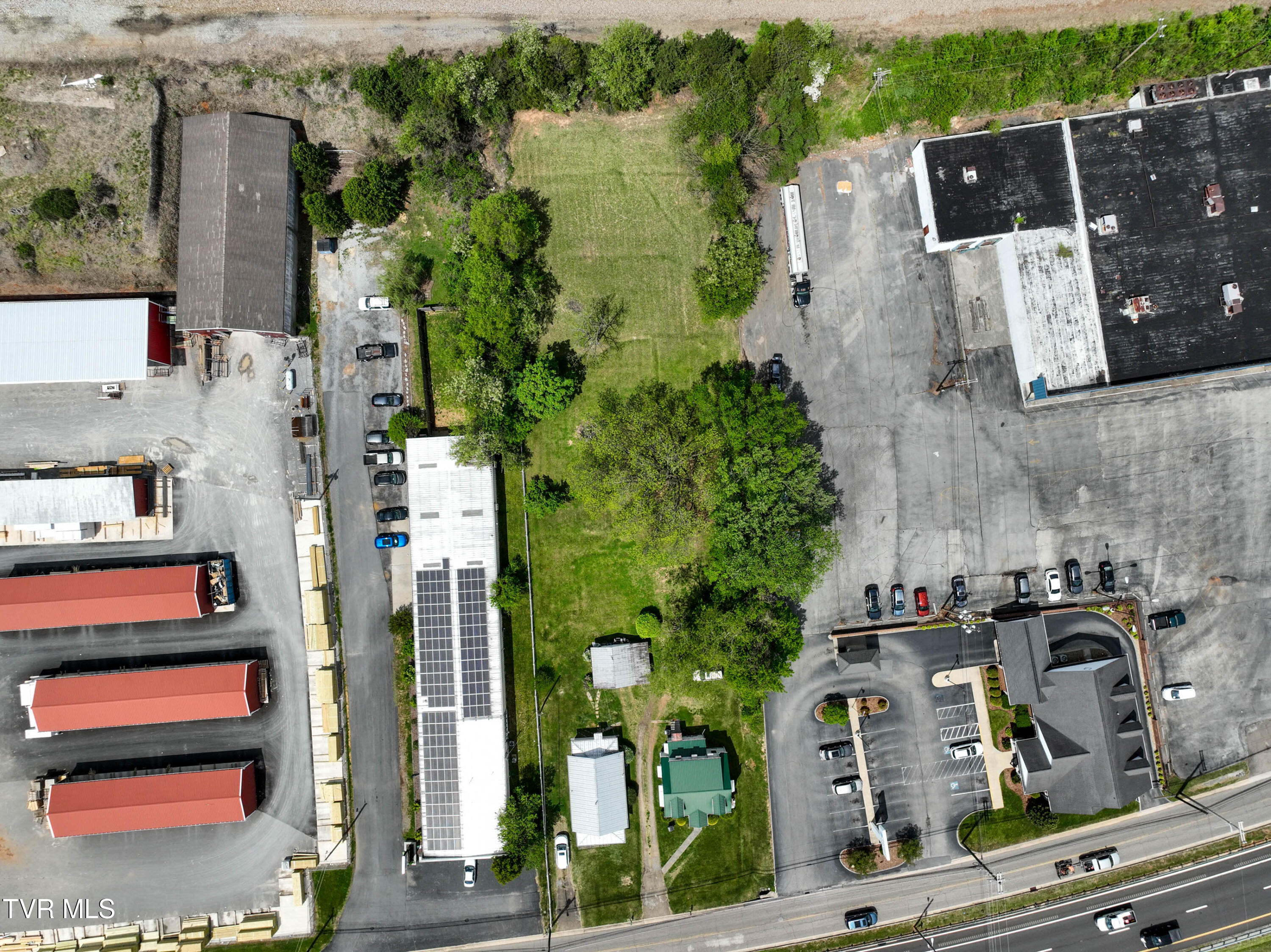 200 & 202 West Main Street