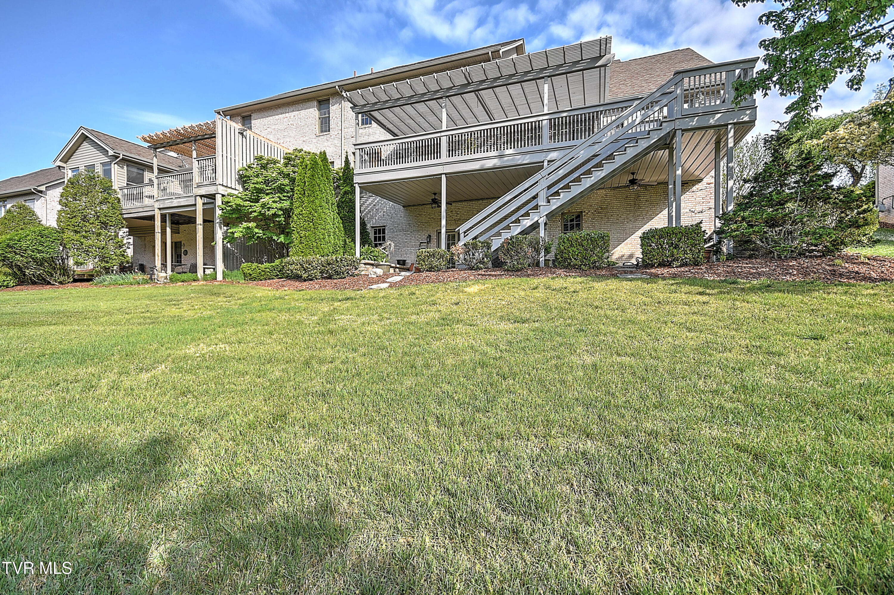 1911 Birchfield Pvt Court