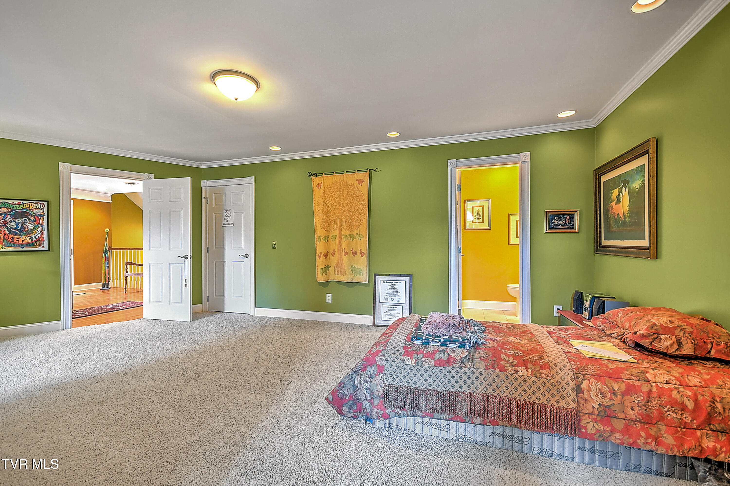 1911 Birchfield Pvt Court