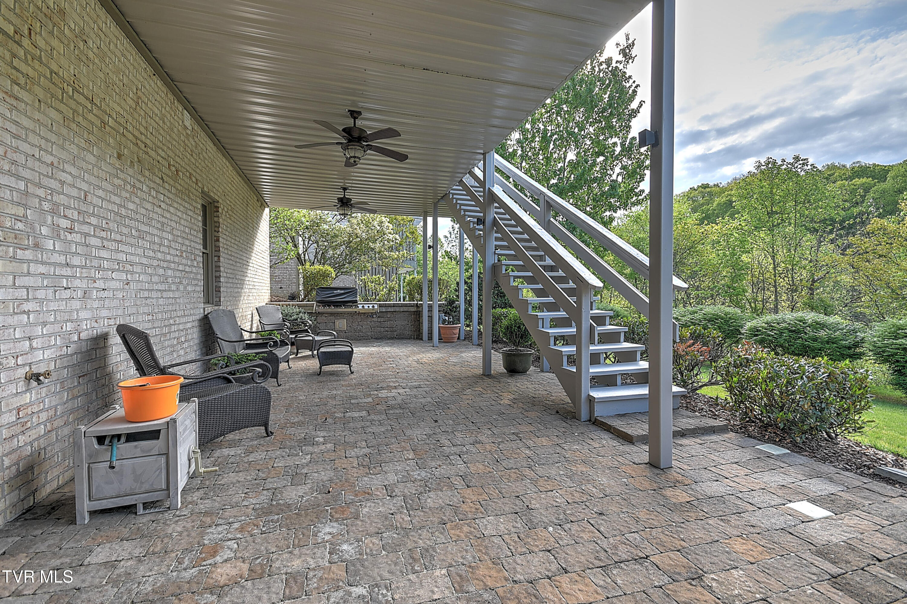 1911 Birchfield Pvt Court