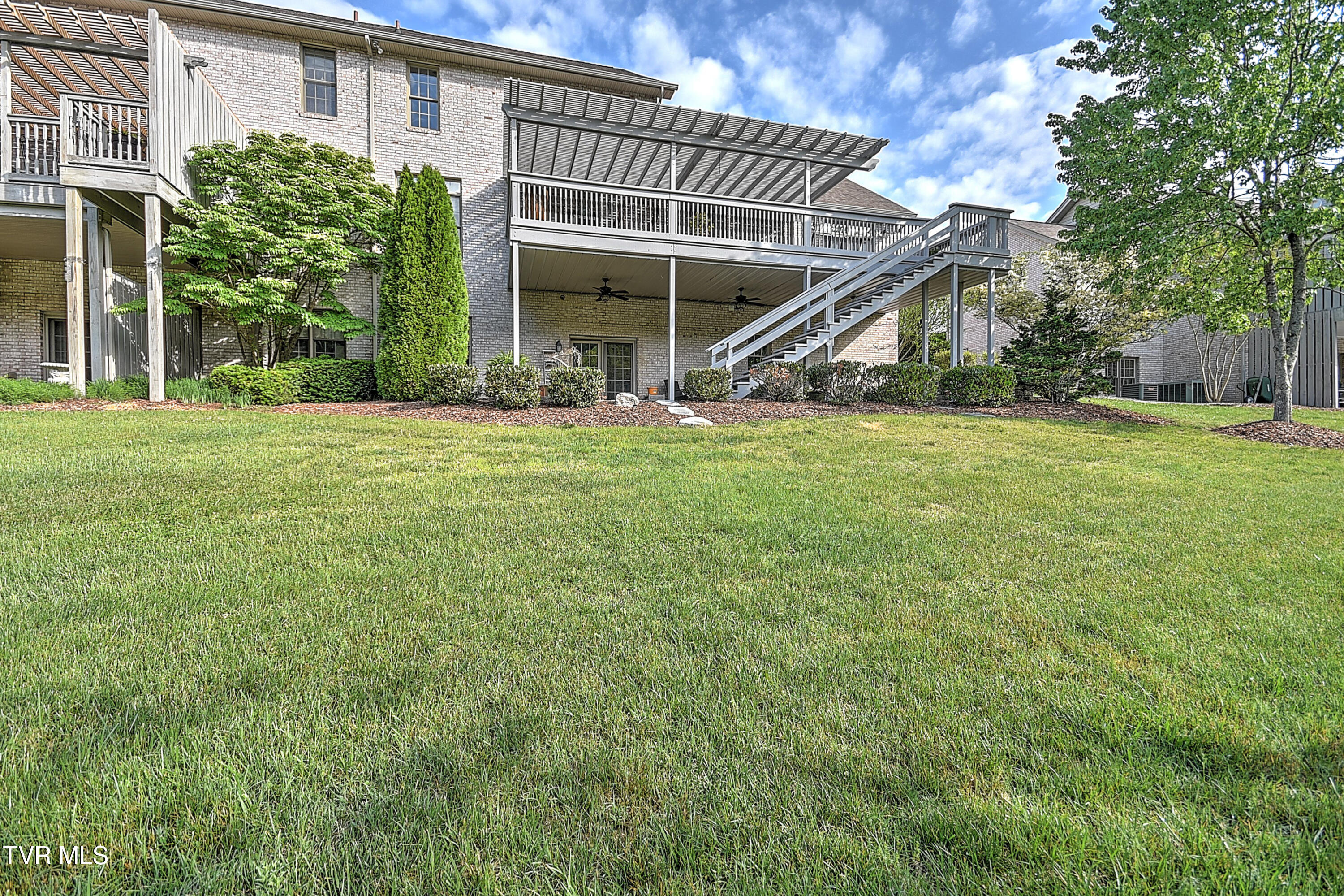 1911 Birchfield Pvt Court