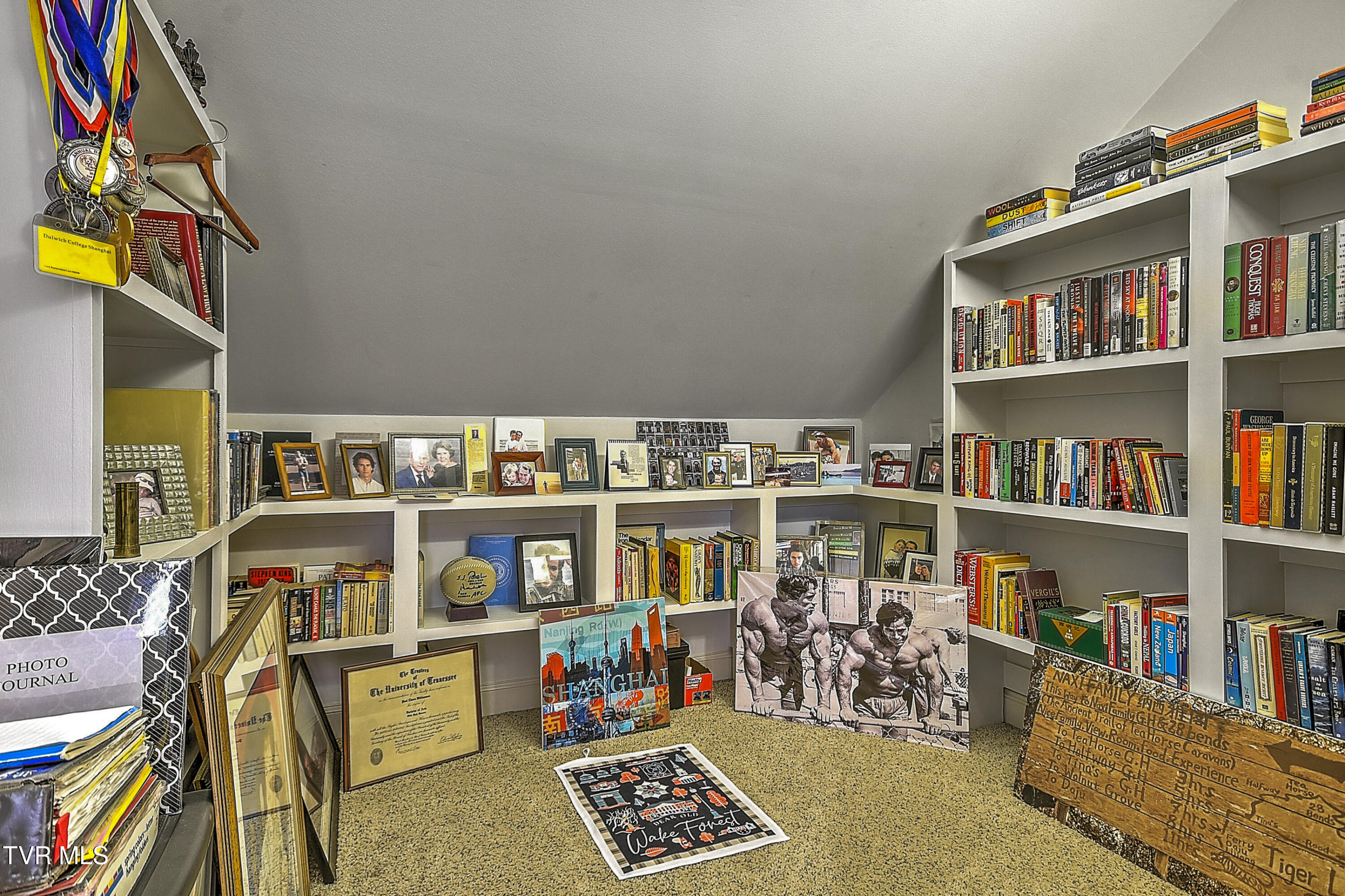 1911 Birchfield Pvt Court