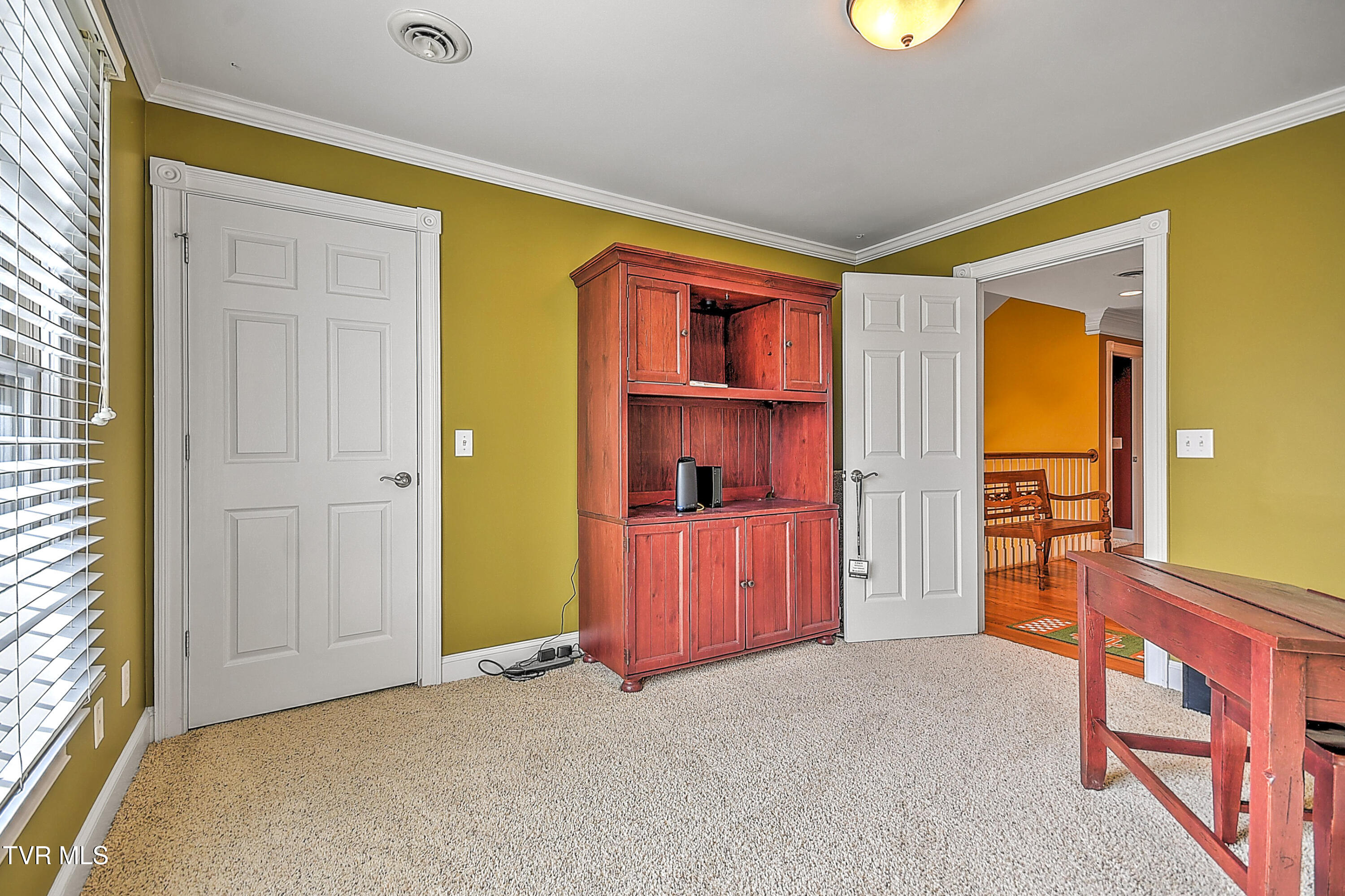 1911 Birchfield Pvt Court