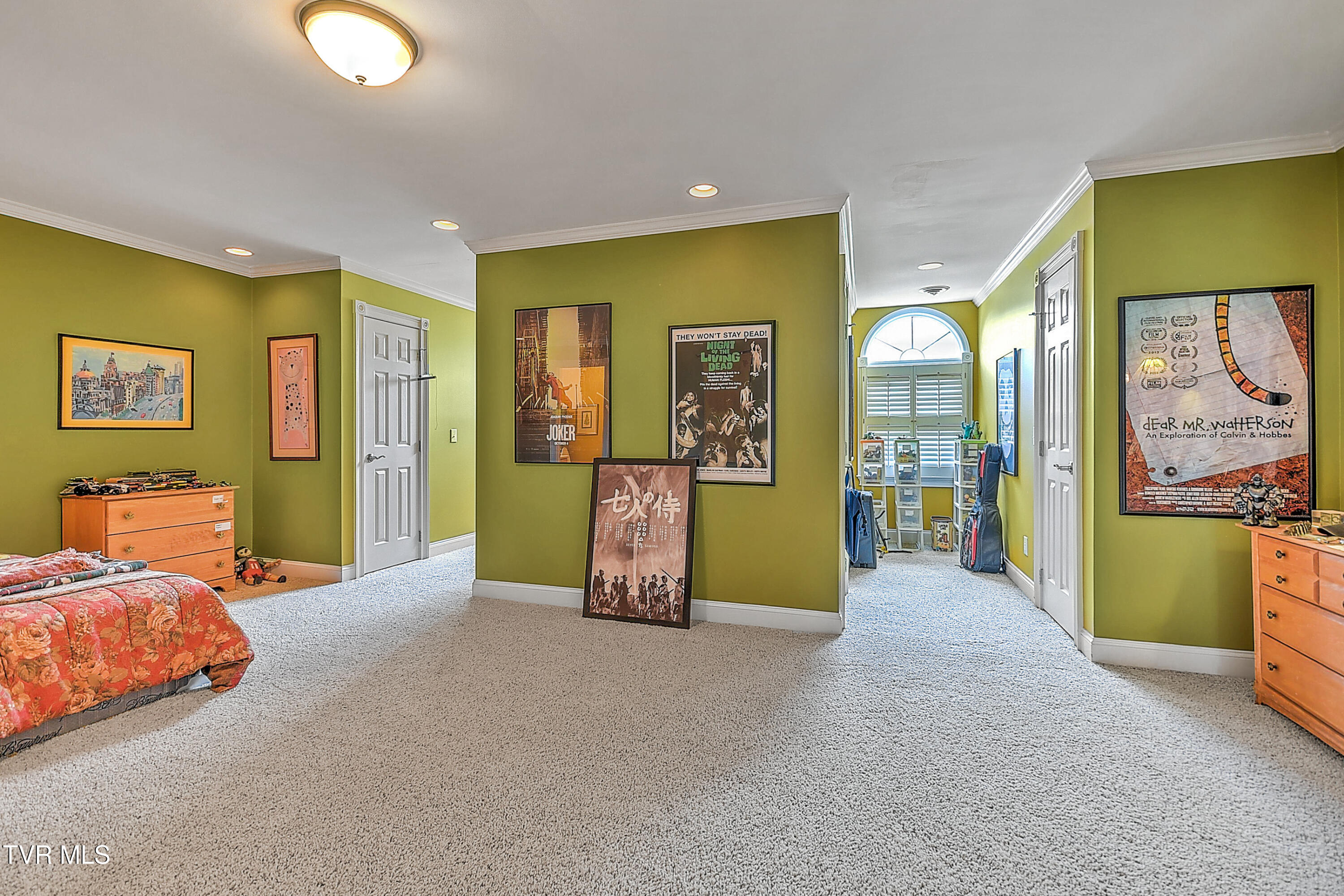 1911 Birchfield Pvt Court