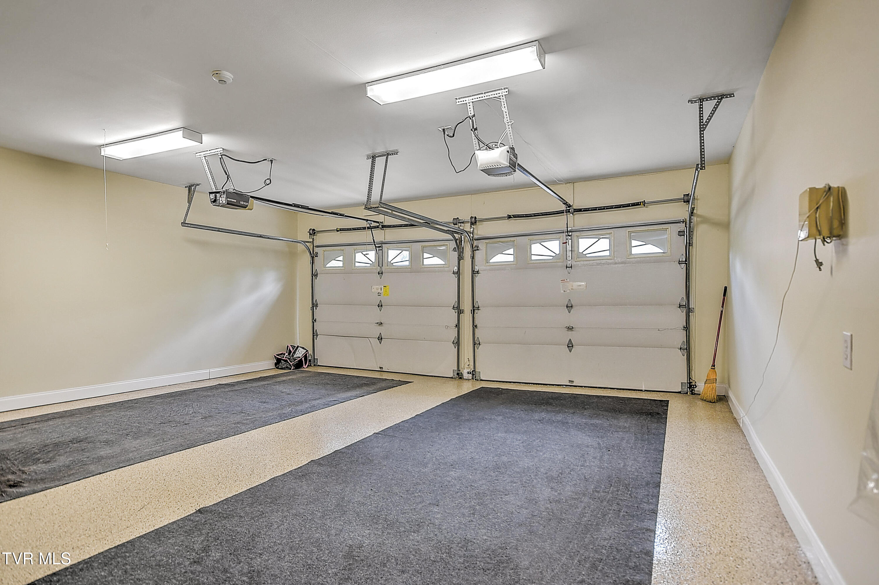 1911 Birchfield Pvt Court