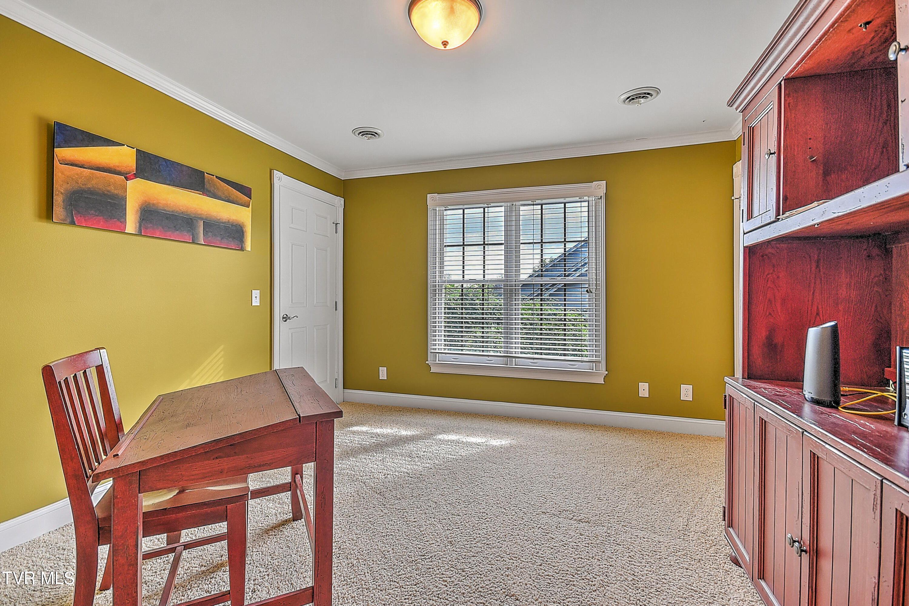 1911 Birchfield Pvt Court