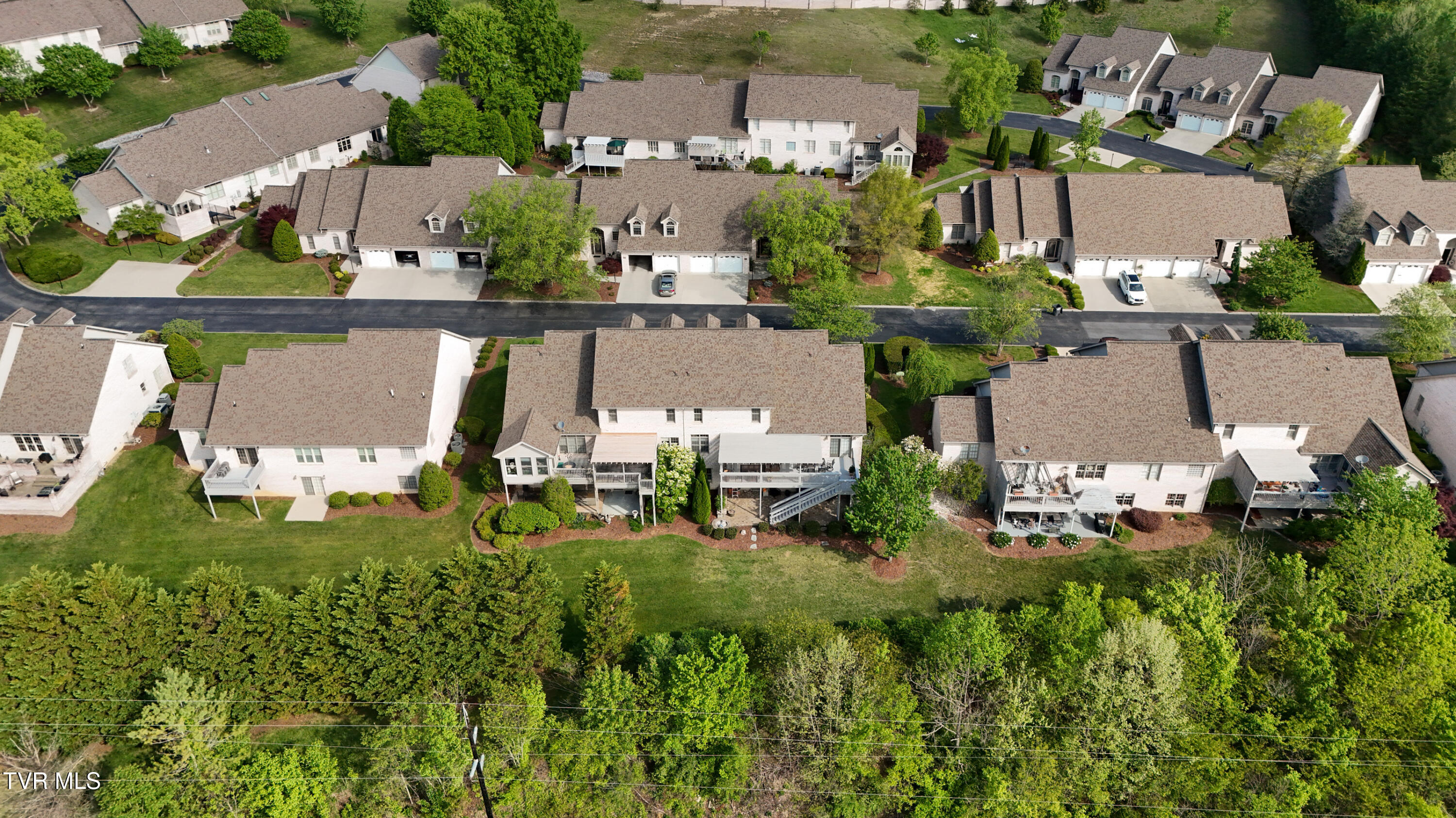 1911 Birchfield Pvt Court