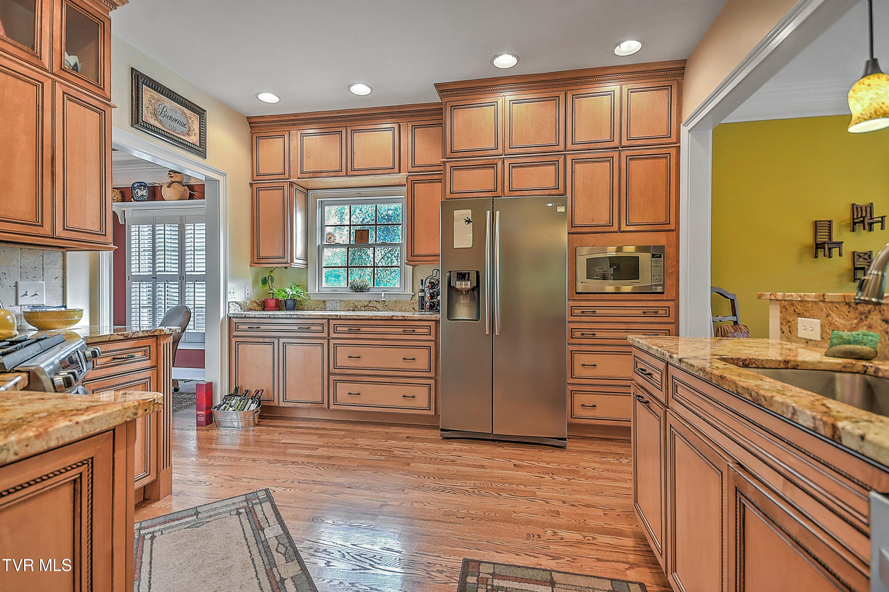 1911 Birchfield Pvt Court