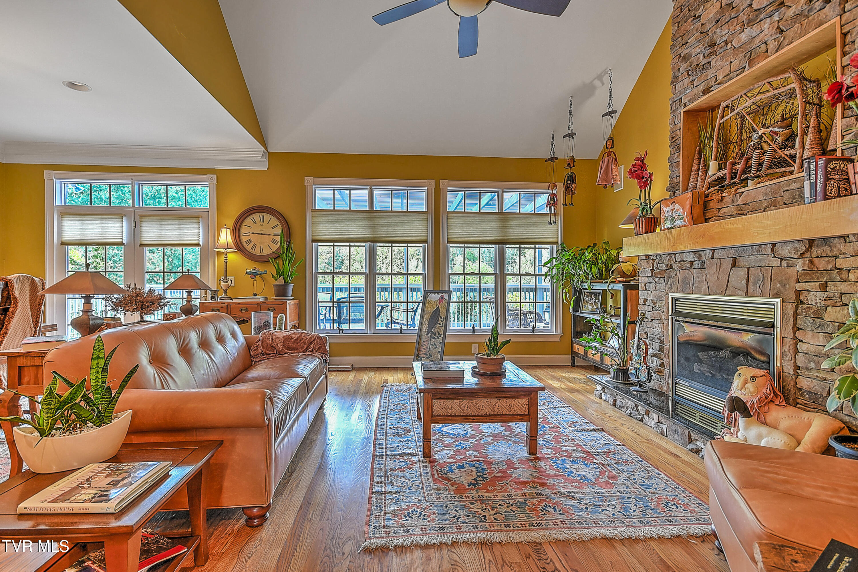 1911 Birchfield Pvt Court