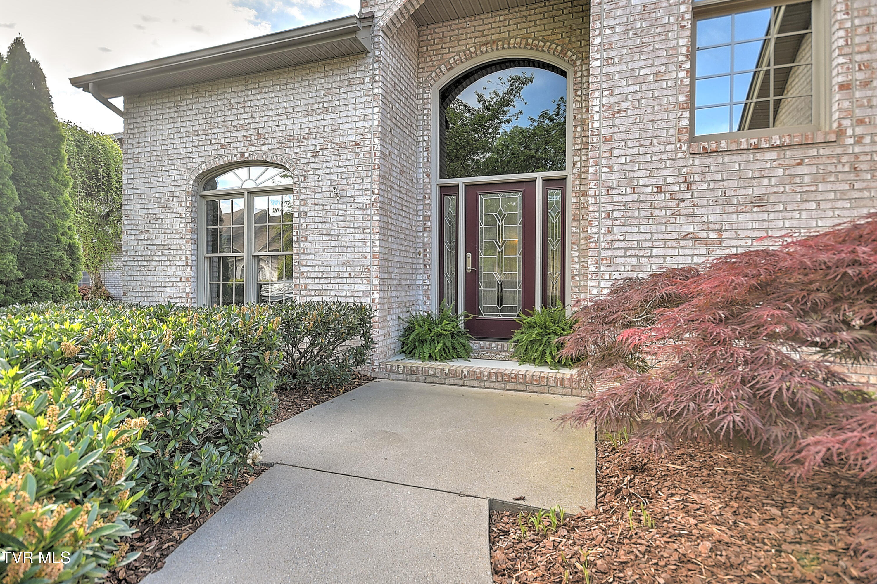 1911 Birchfield Pvt Court