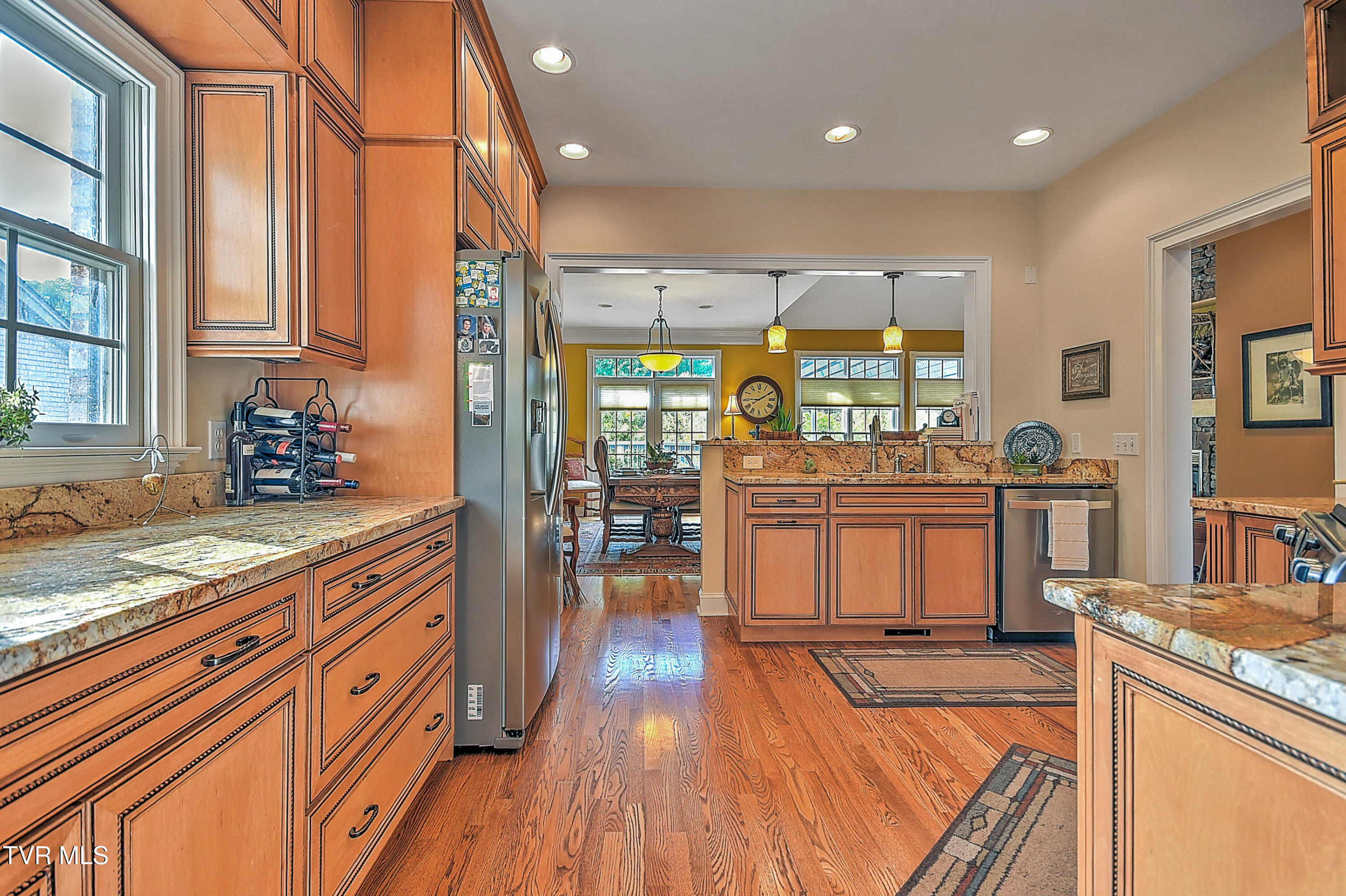 1911 Birchfield Pvt Court