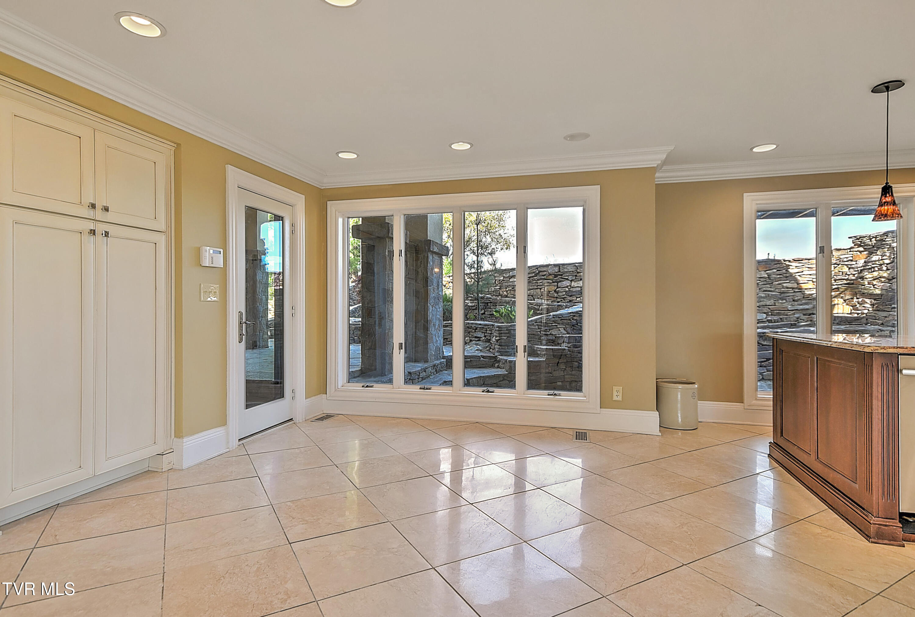 541 Plantation Drive