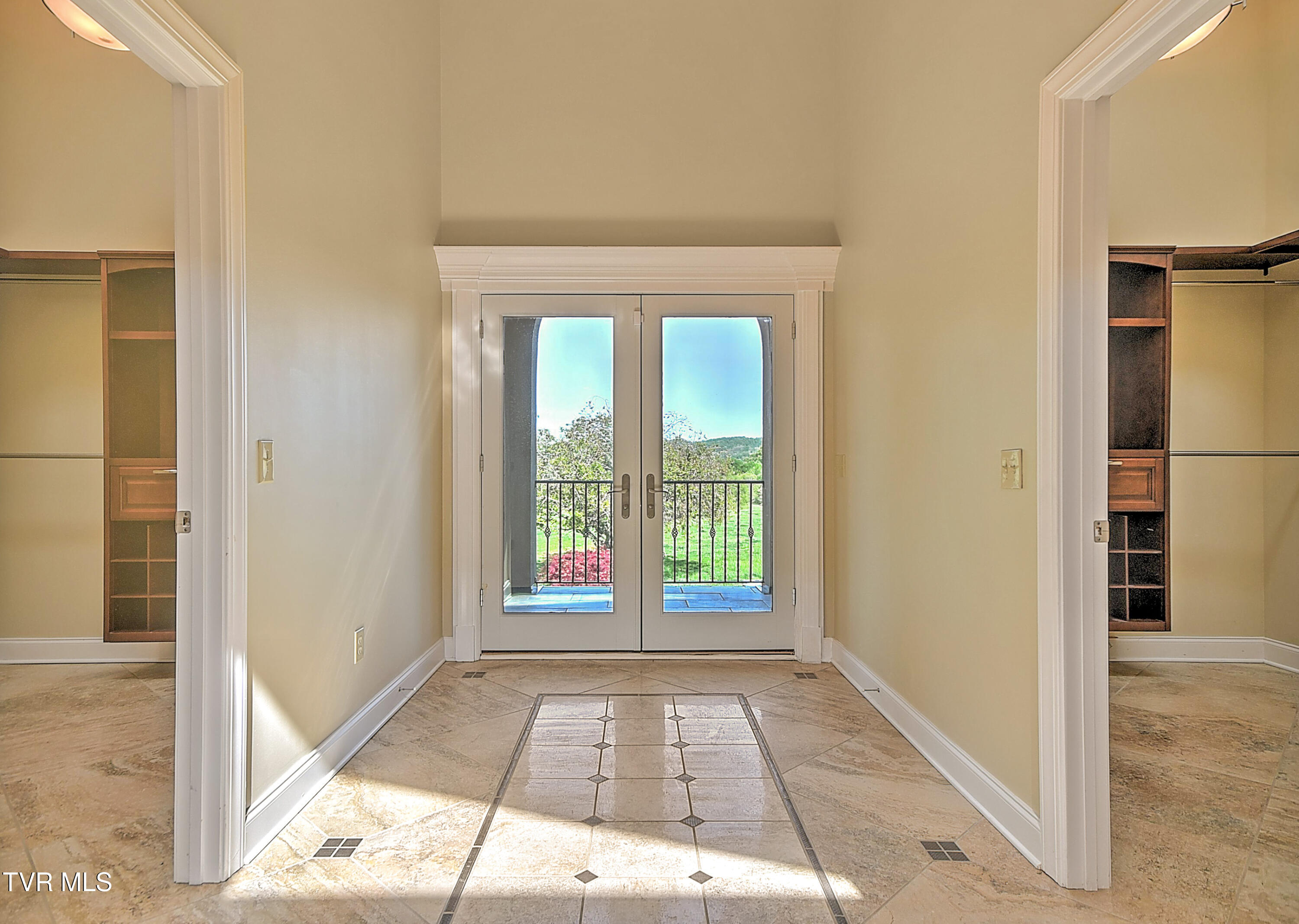 541 Plantation Drive