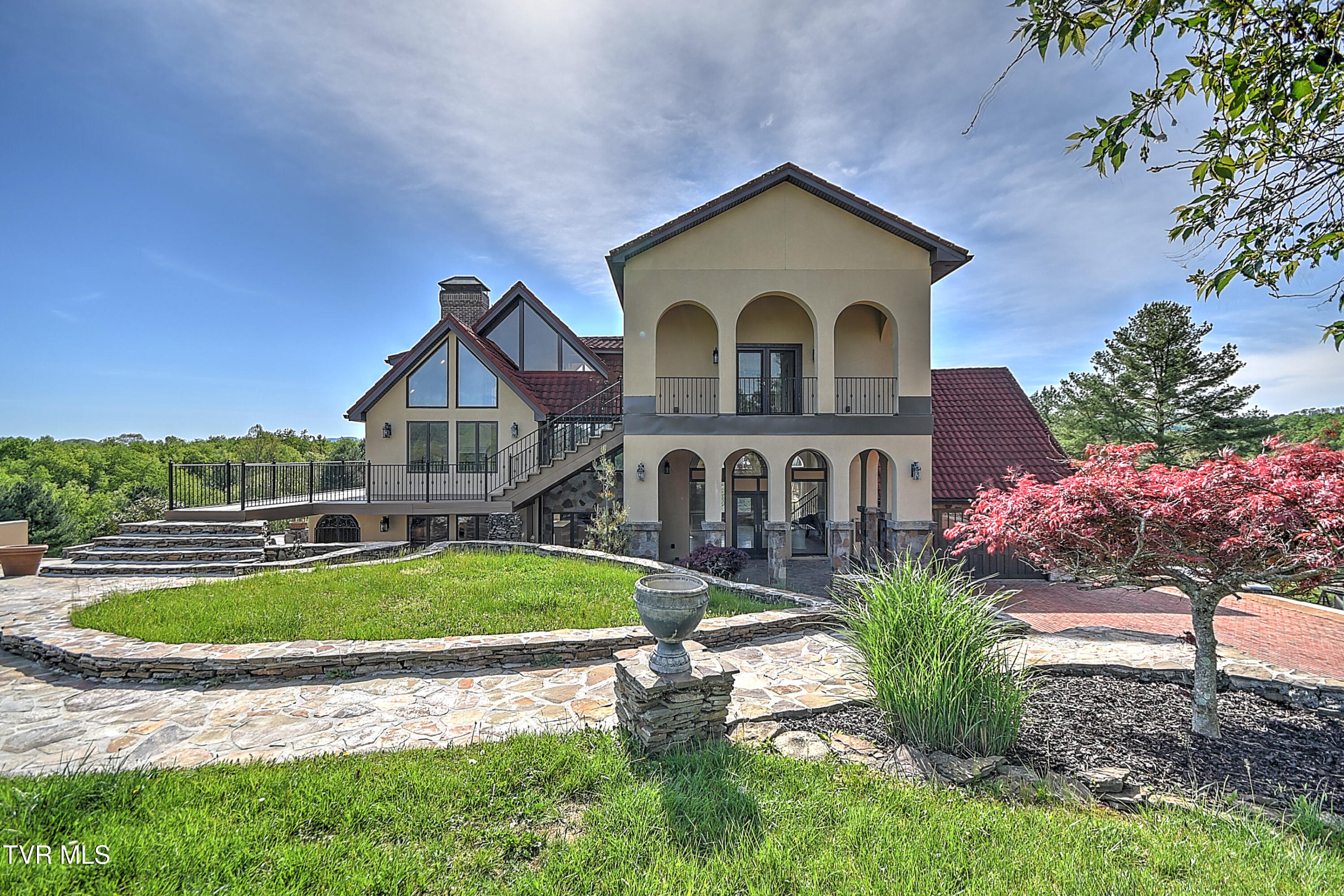 541 Plantation Drive