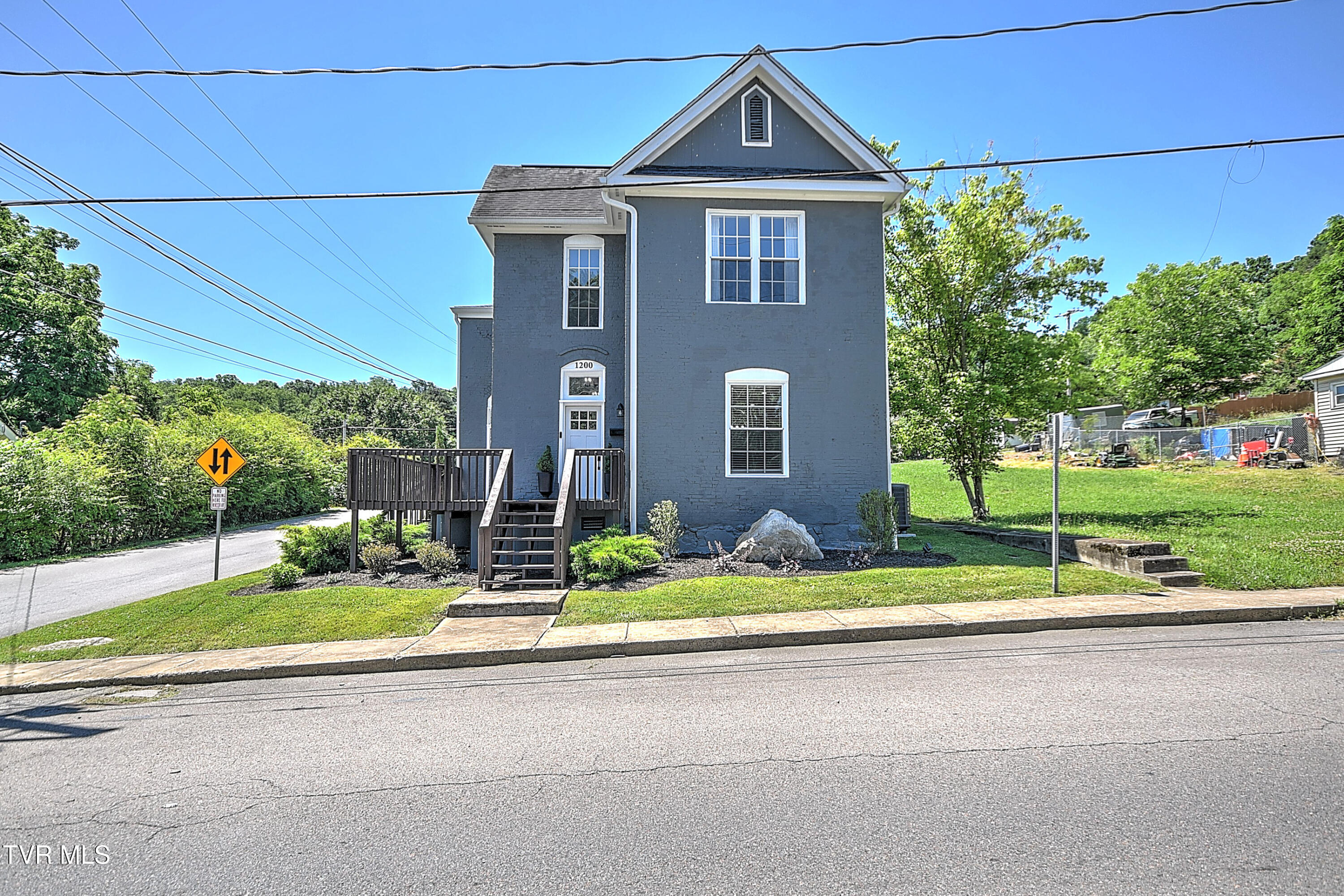 1200 Windsor Avenue
