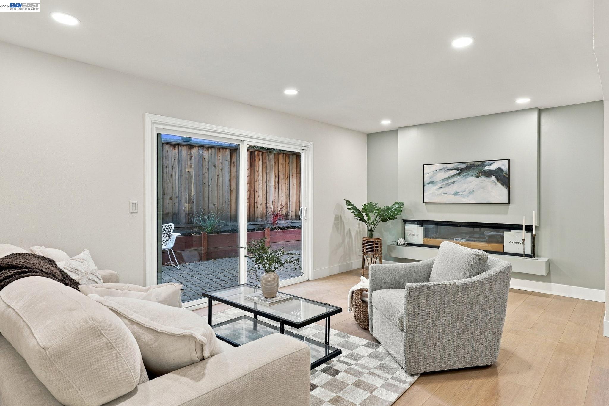 7065 Lancaster Ct