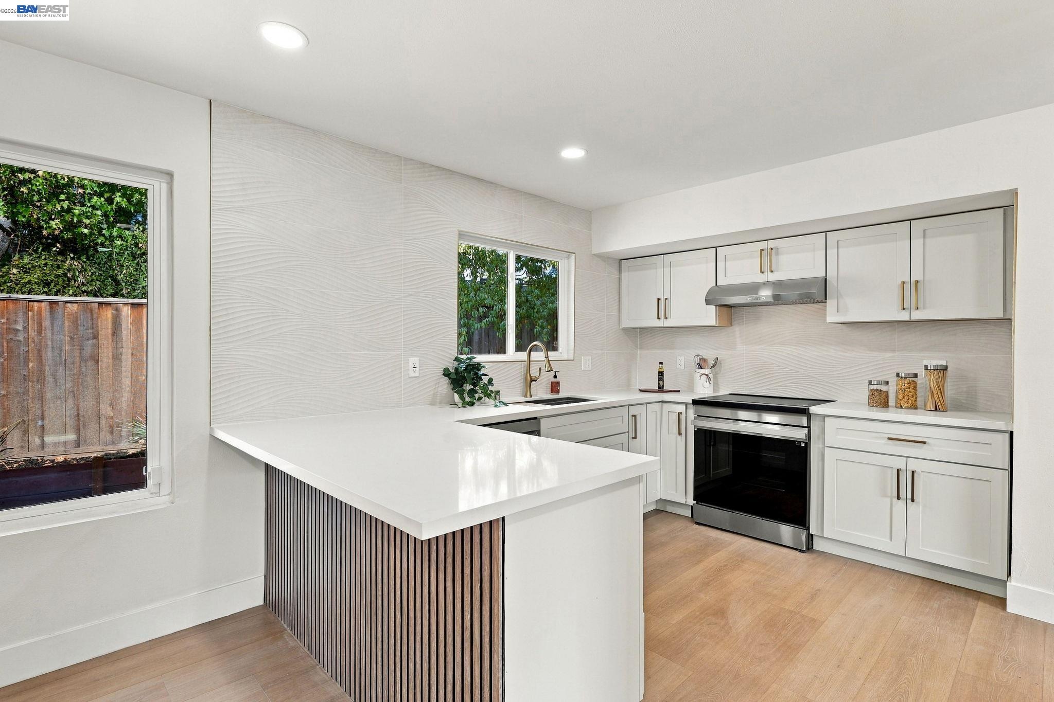 7065 Lancaster Ct