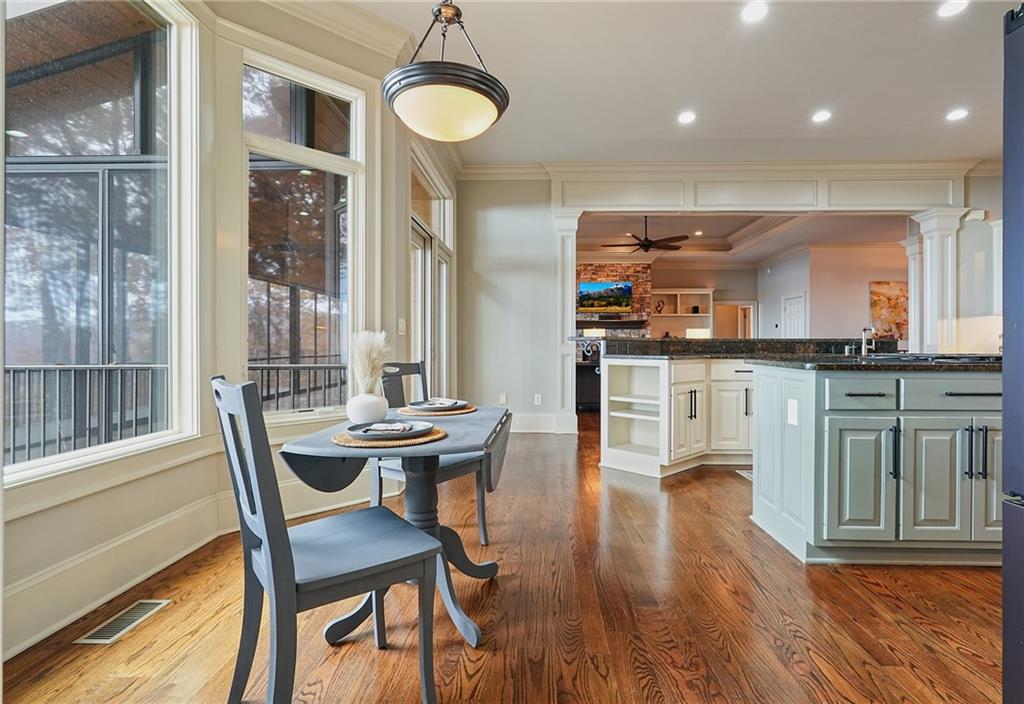 132 Sanderlin Mountain Drive S