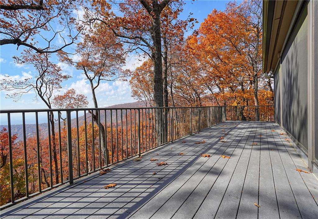 132 Sanderlin Mountain Drive S