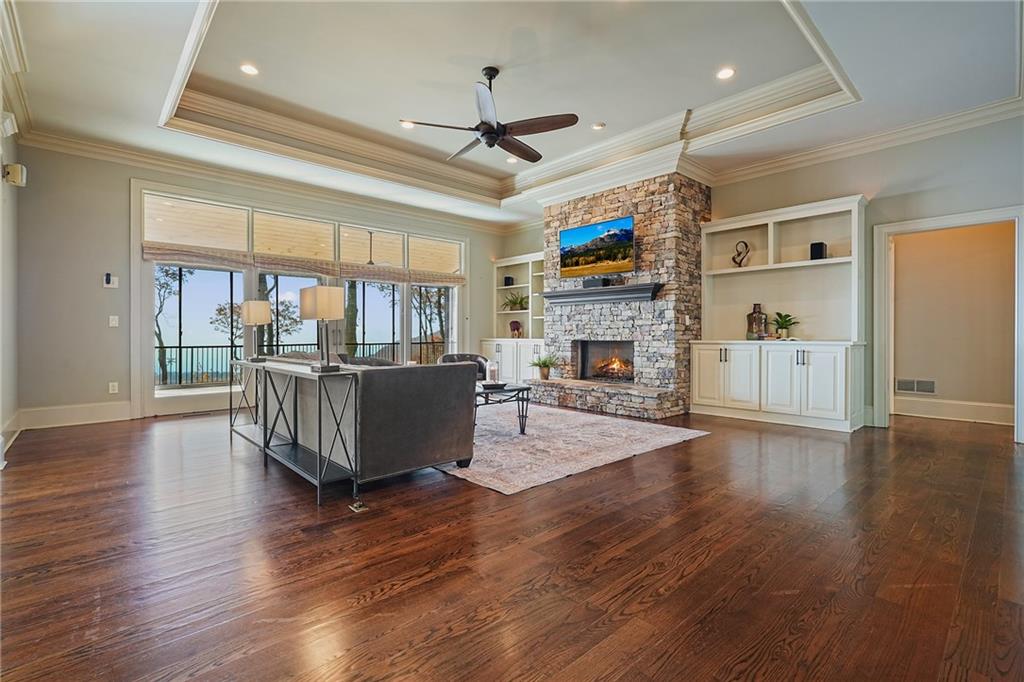 132 Sanderlin Mountain Drive S