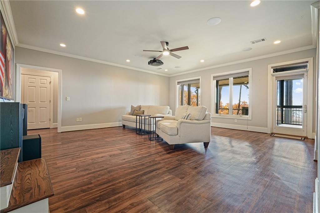 132 Sanderlin Mountain Drive S