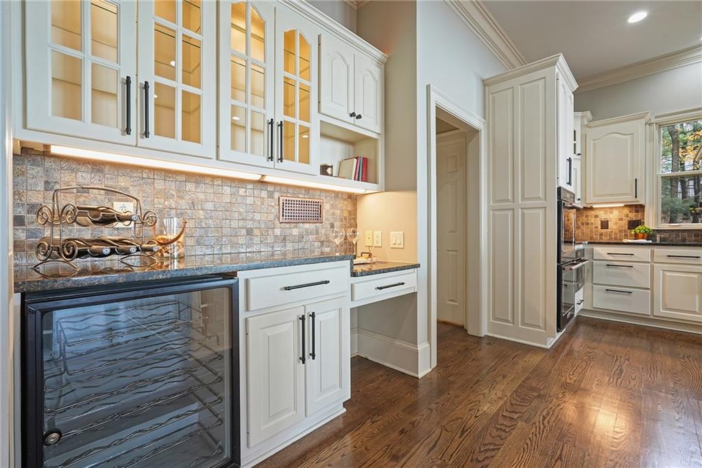 132 Sanderlin Mountain Drive S