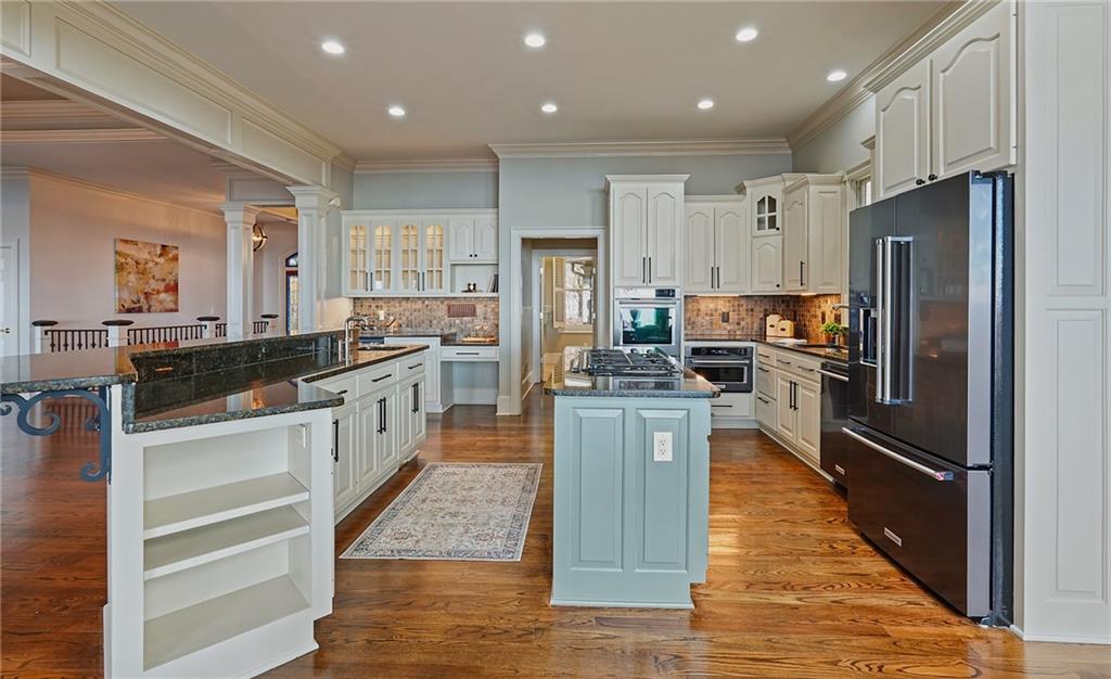 132 Sanderlin Mountain Drive S