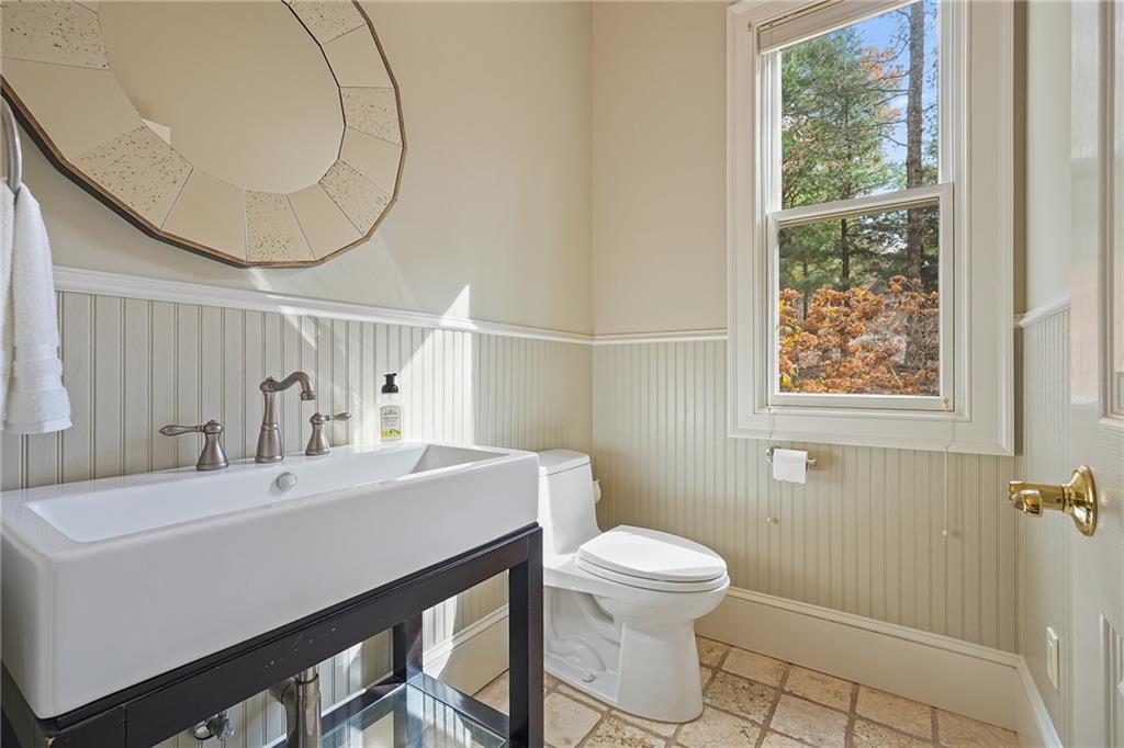 132 Sanderlin Mountain Drive S