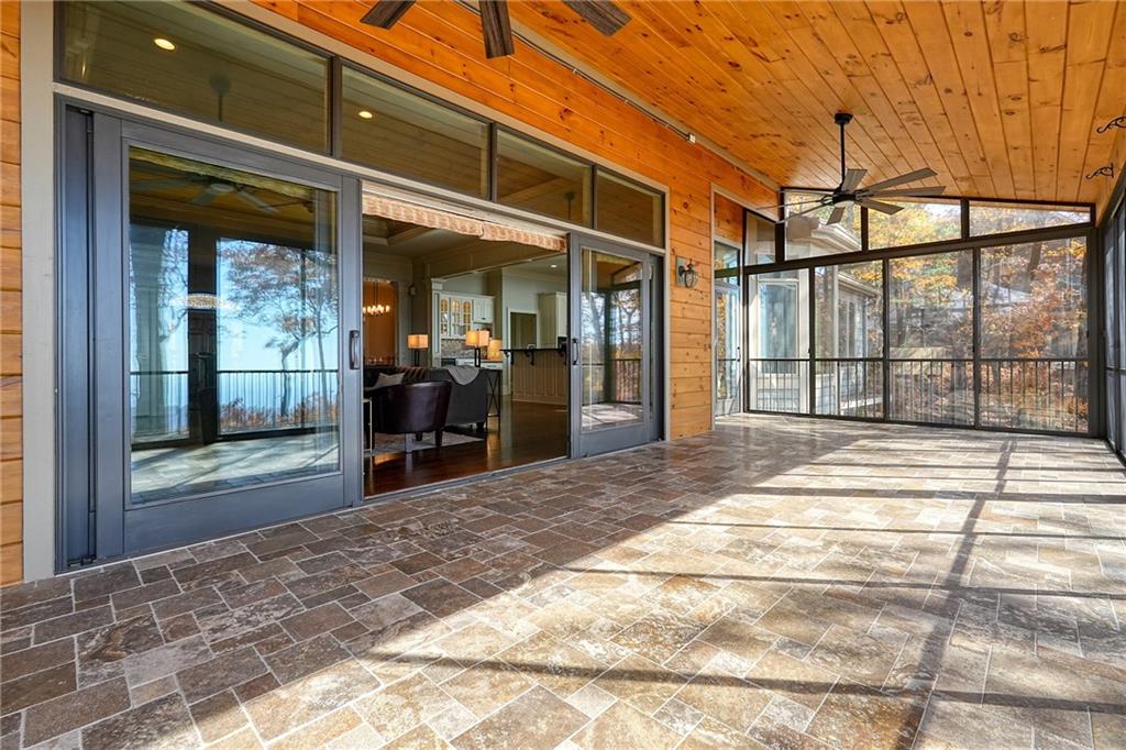 132 Sanderlin Mountain Drive S