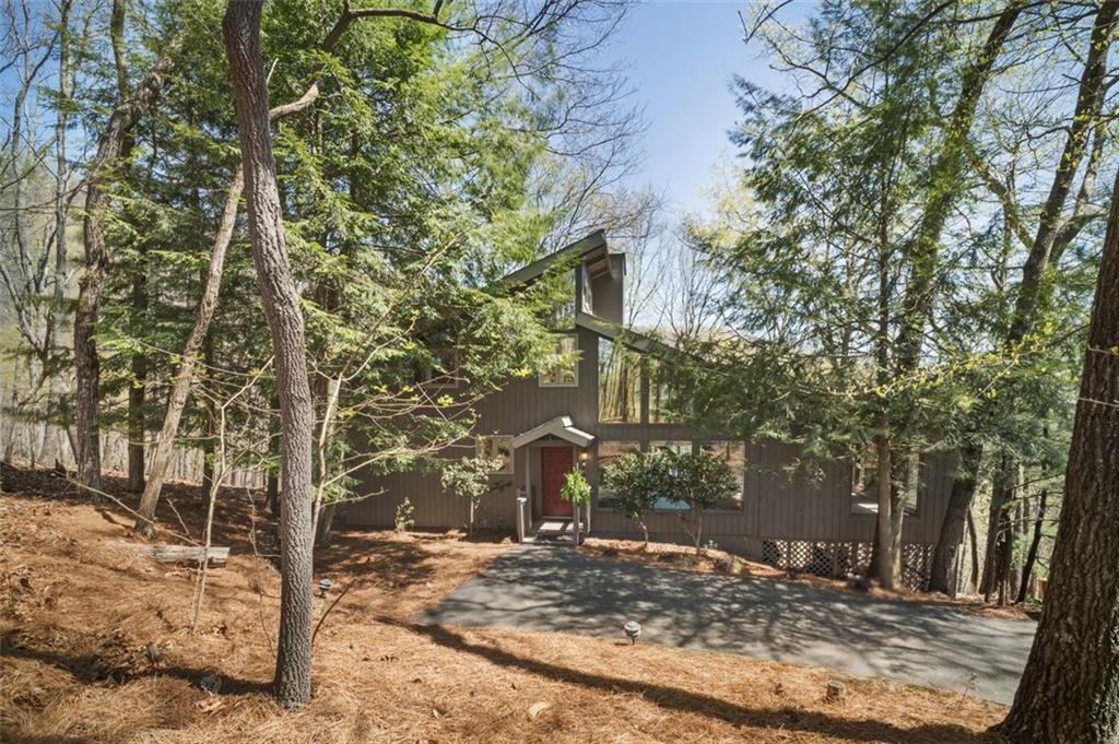 494 Columbine Drive