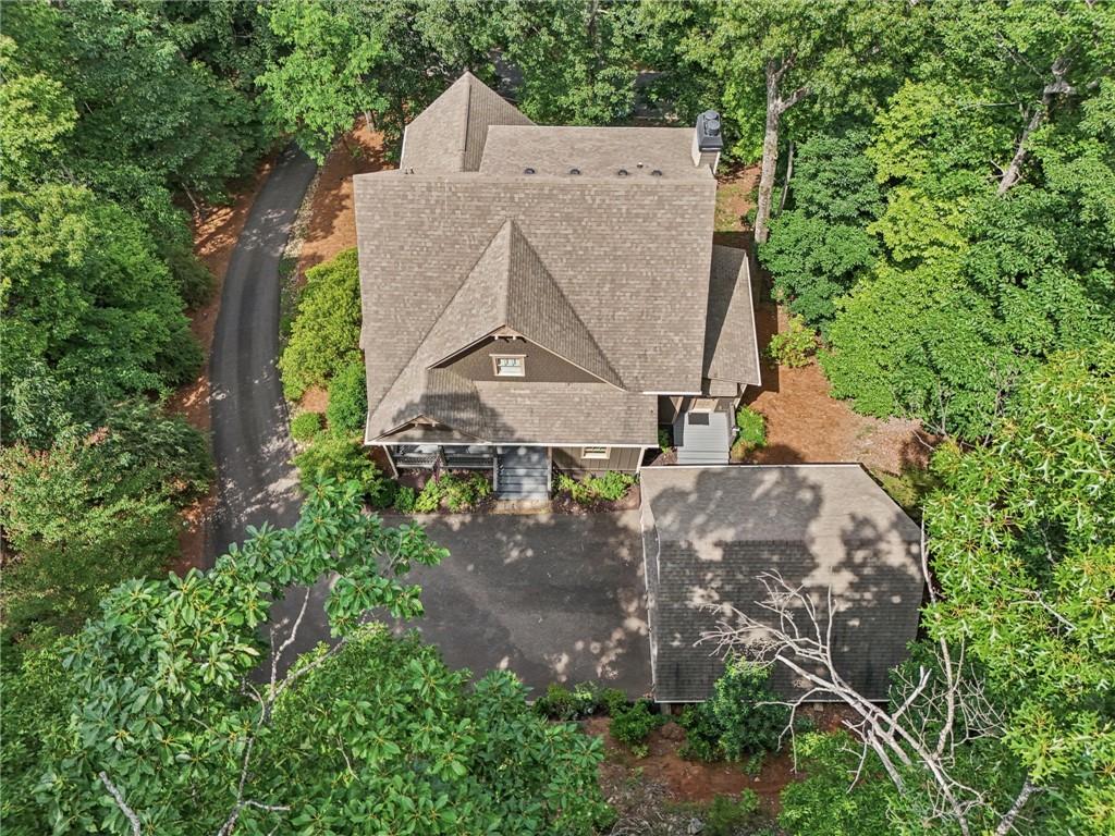 842 Columbine Drive