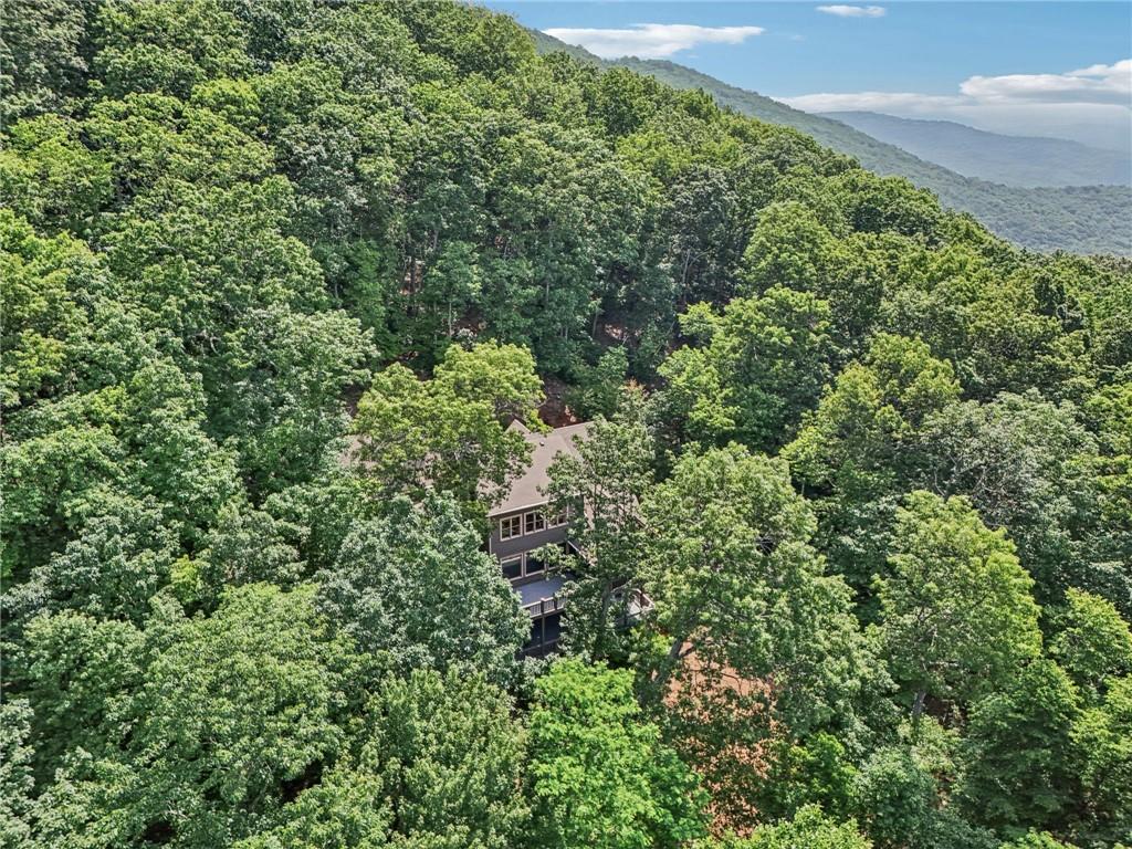 842 Columbine Drive