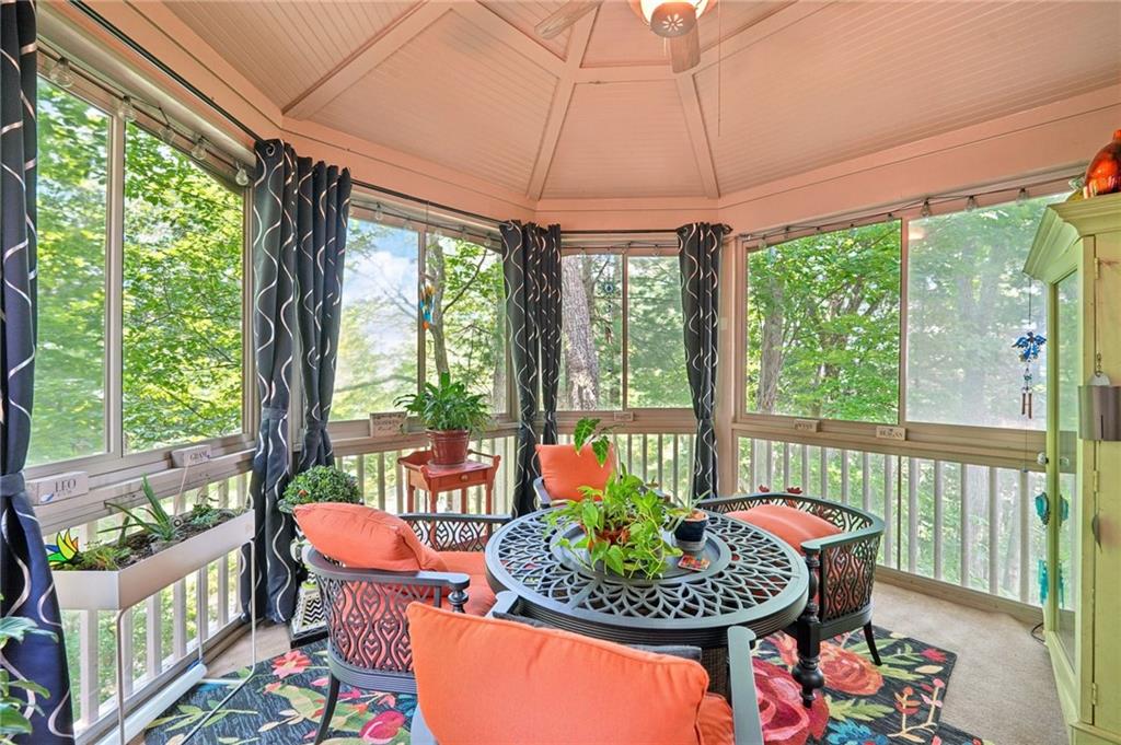 44 Sassafras Ridge