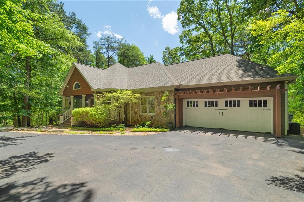 144 Canacaught Place