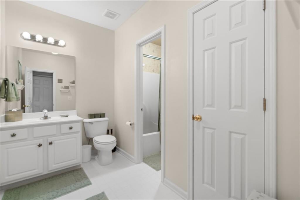 144 Canacaught Place