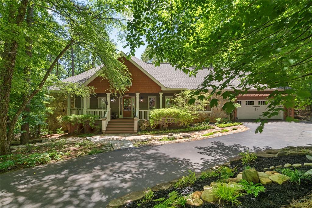 144 Canacaught Place