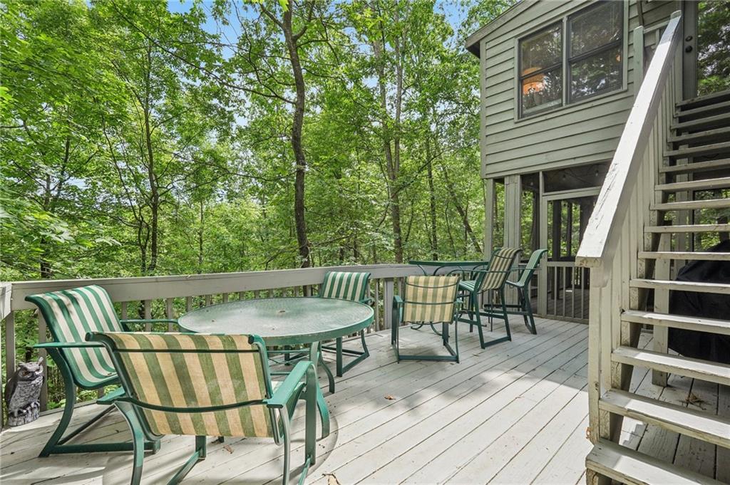 16 Buckskull Knoll
