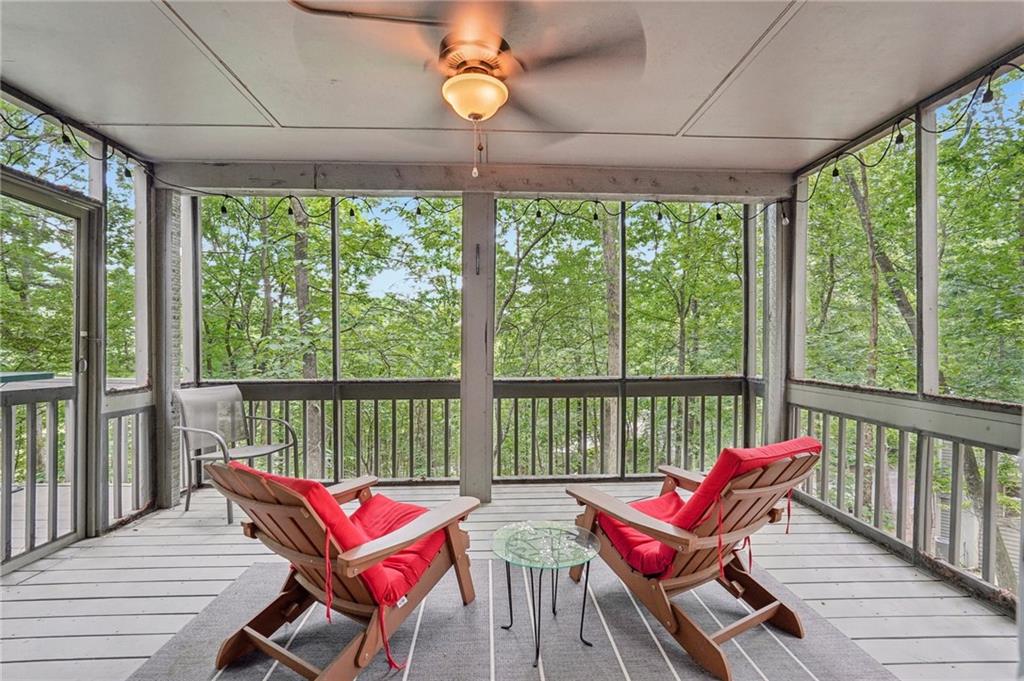 16 Buckskull Knoll