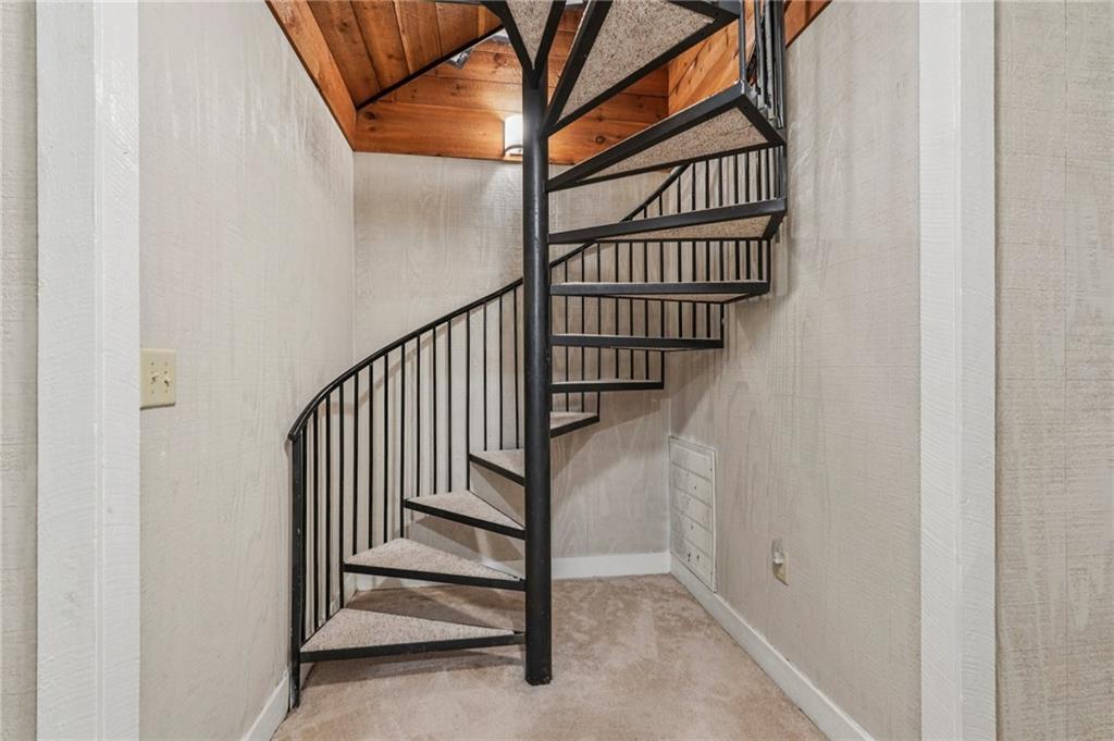 16 Buckskull Knoll